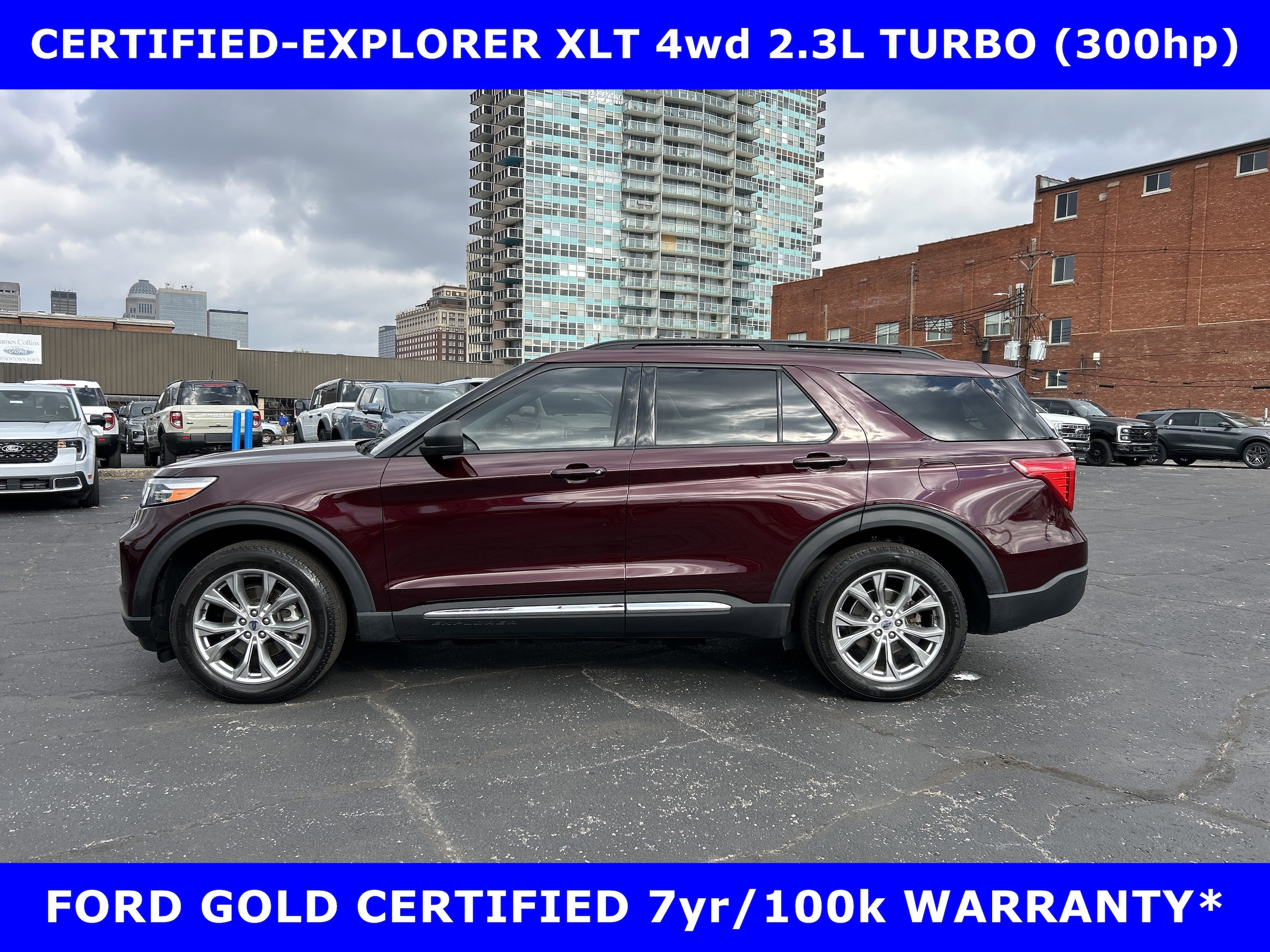 2022 Ford Explorer XLT's photo