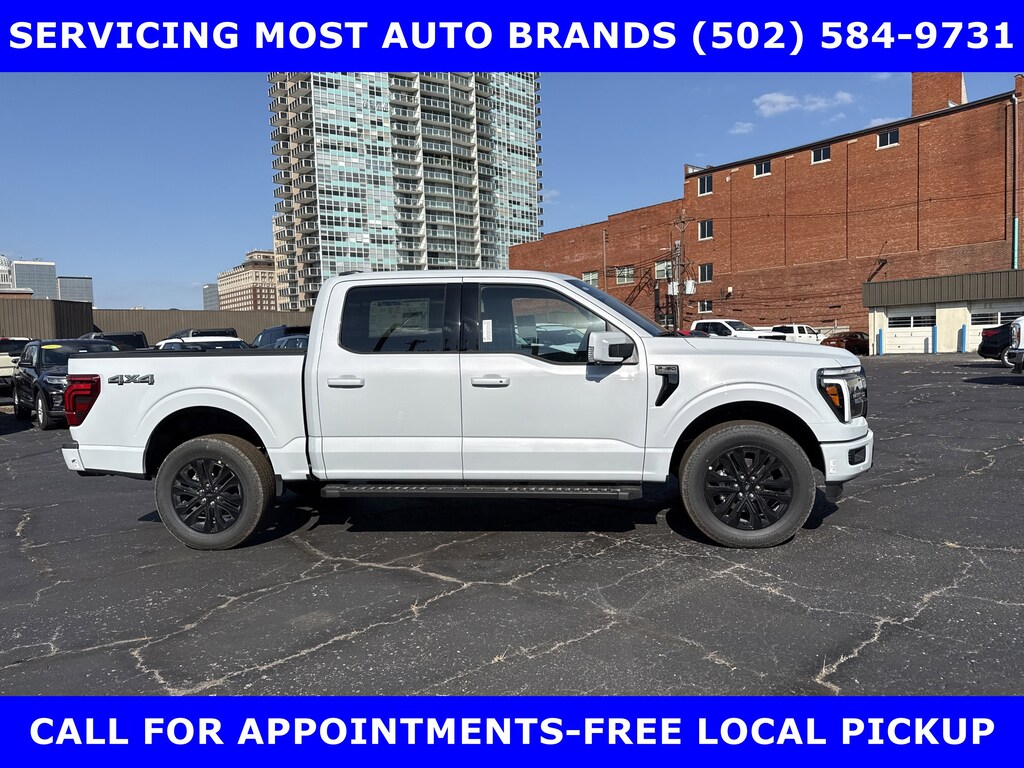 New 2025 Ford F-150 LARIAT BLACK Pkg 4x4 5.0L V8 w/MOON-TOWN Crew Cab Pickup