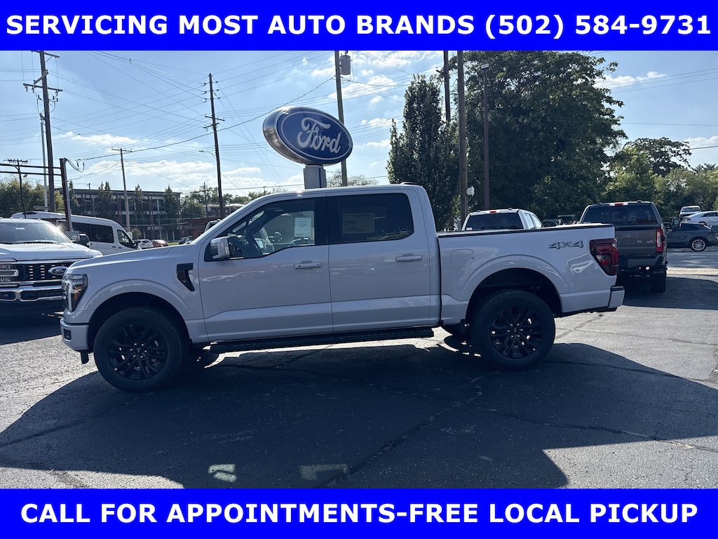 New 2025 Ford F-150 LARIAT BLACK Pkg 4x4 5.0L V8 w/MOON-TOWN Crew Cab Pickup
