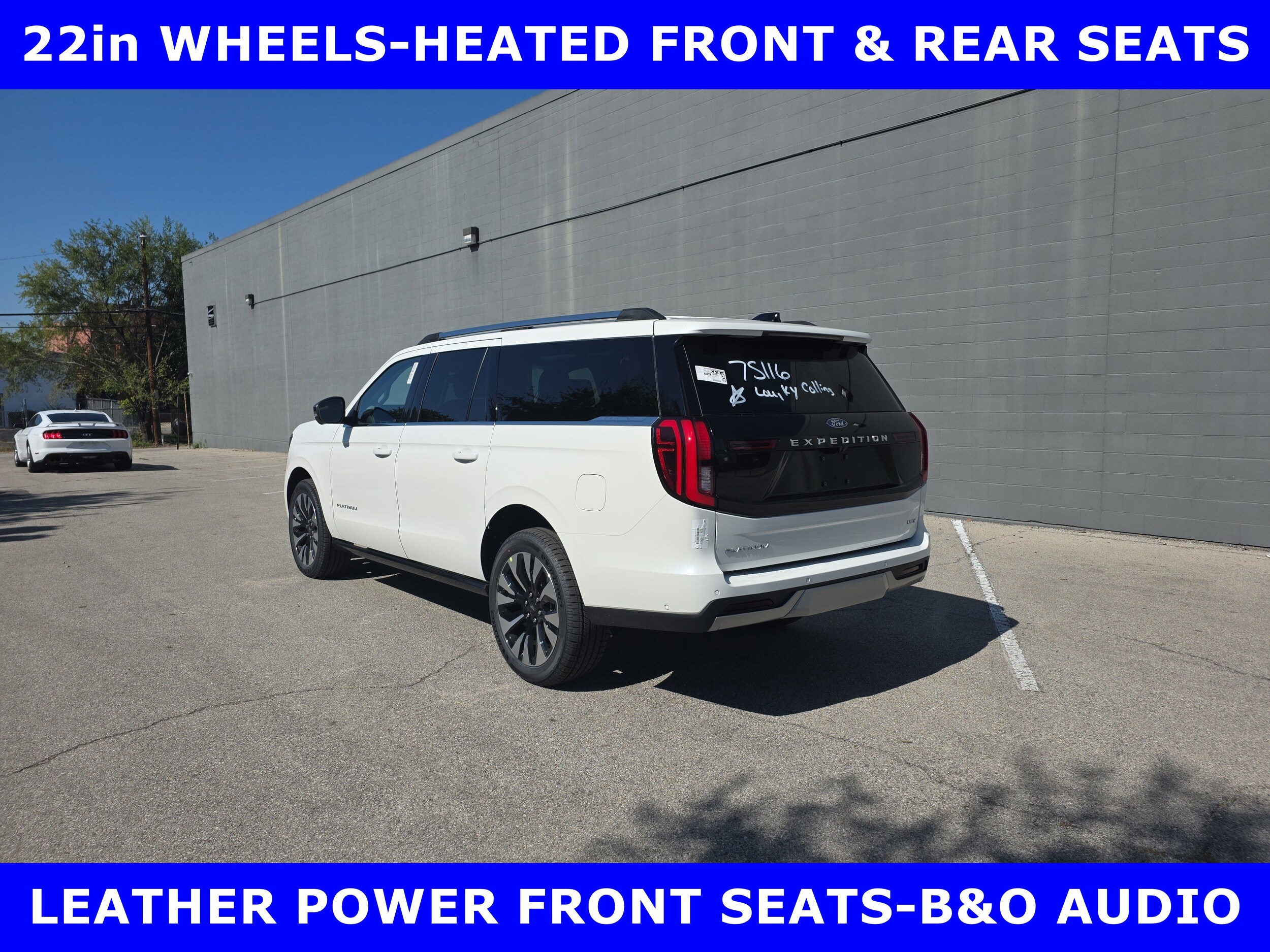 2025 Ford Expedition MAX Platinum photo 2