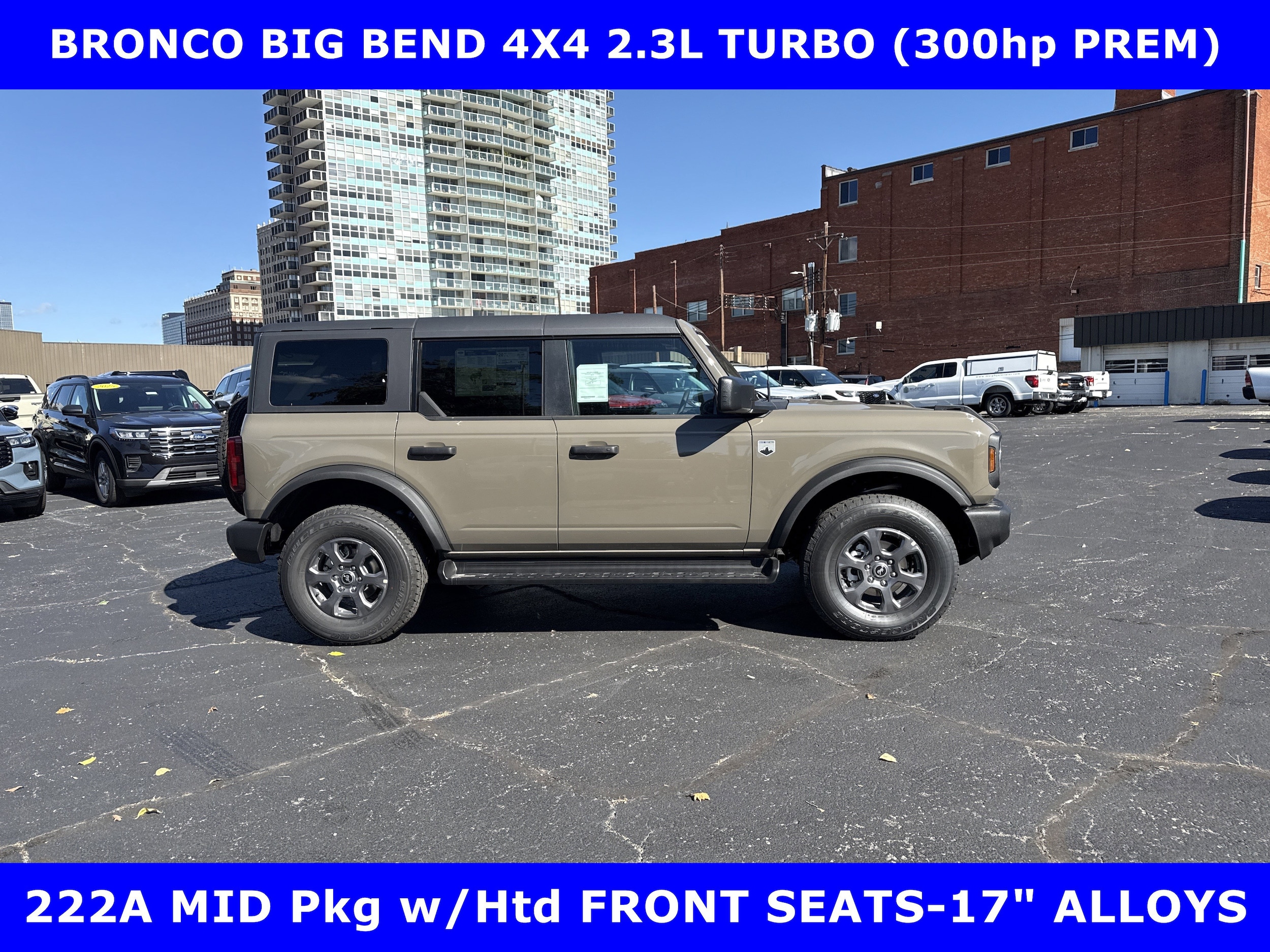 2025 Ford Bronco 4-Door Big Bend's photo