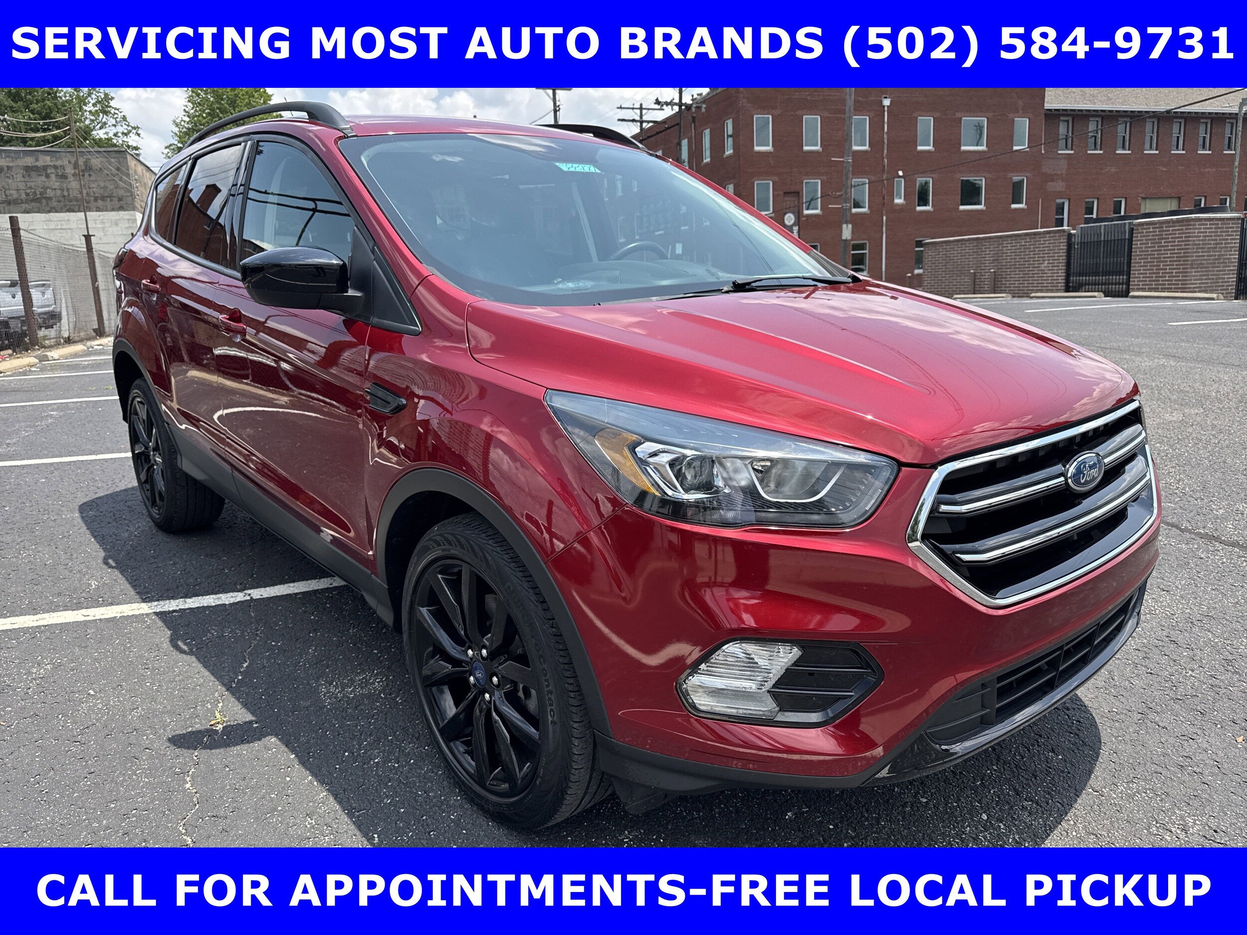 2019 Ford Escape Sport SE photo 2