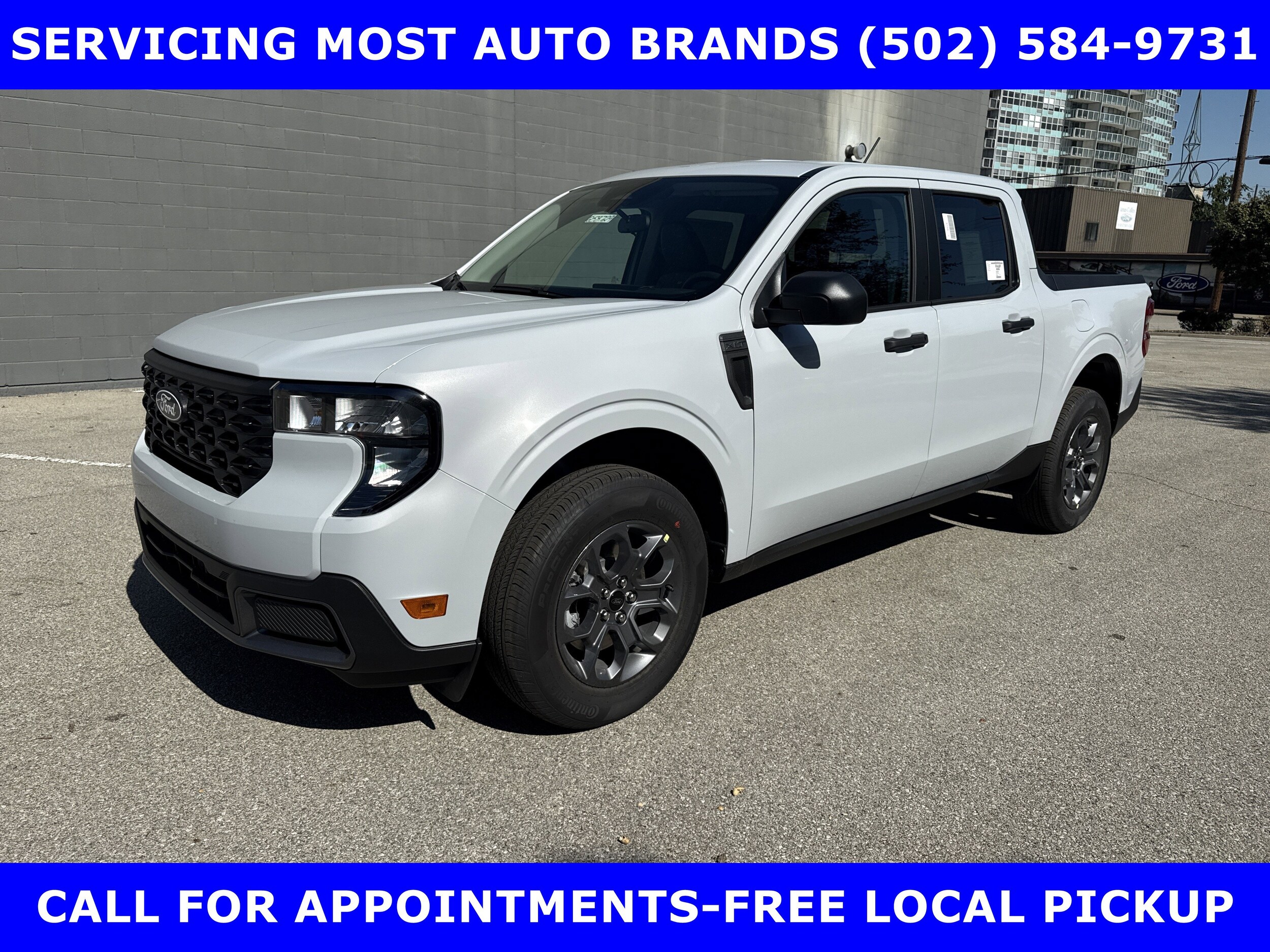 2025 Ford Maverick XLT photo 2