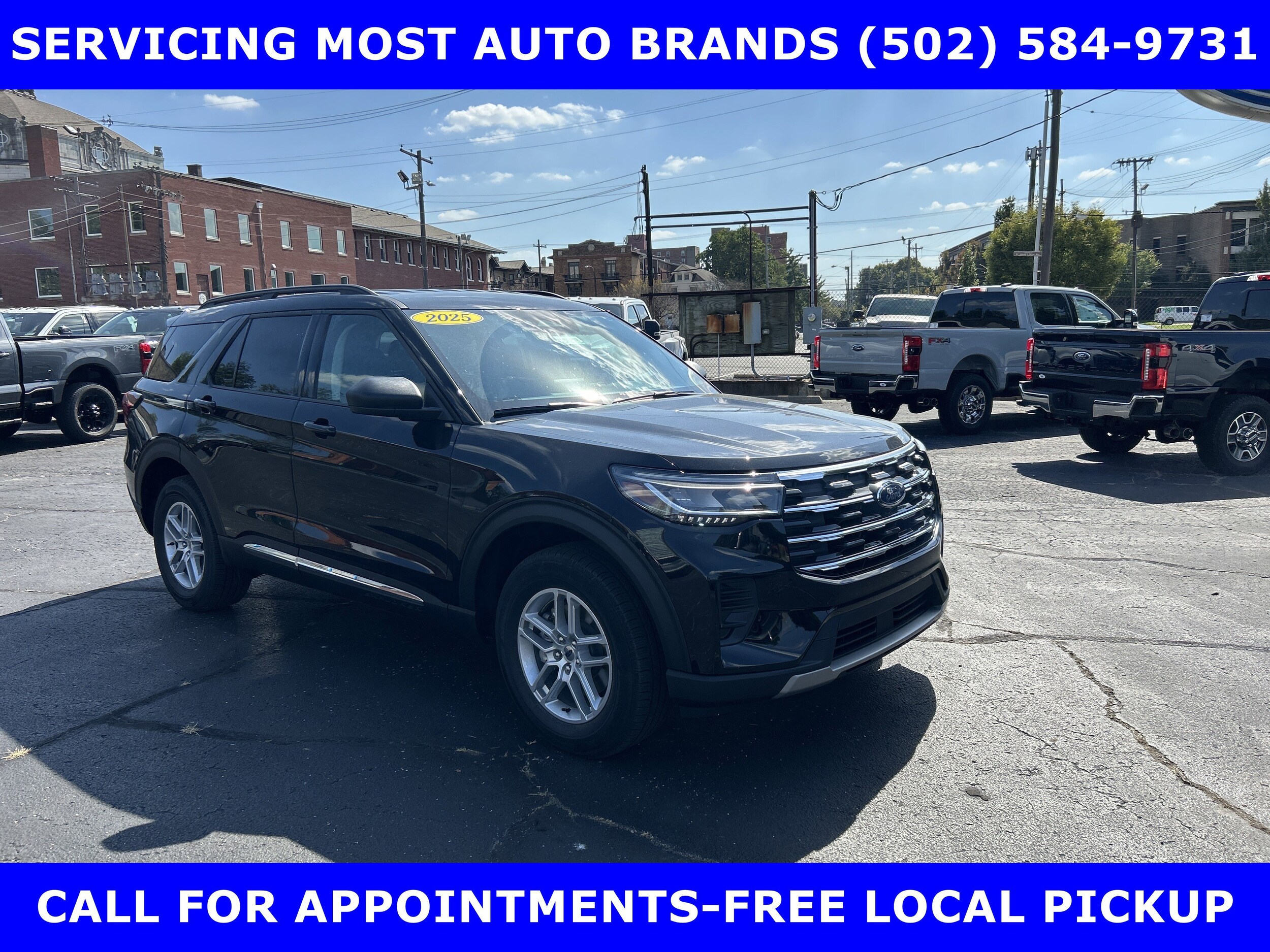 2025 Ford Explorer photo 4