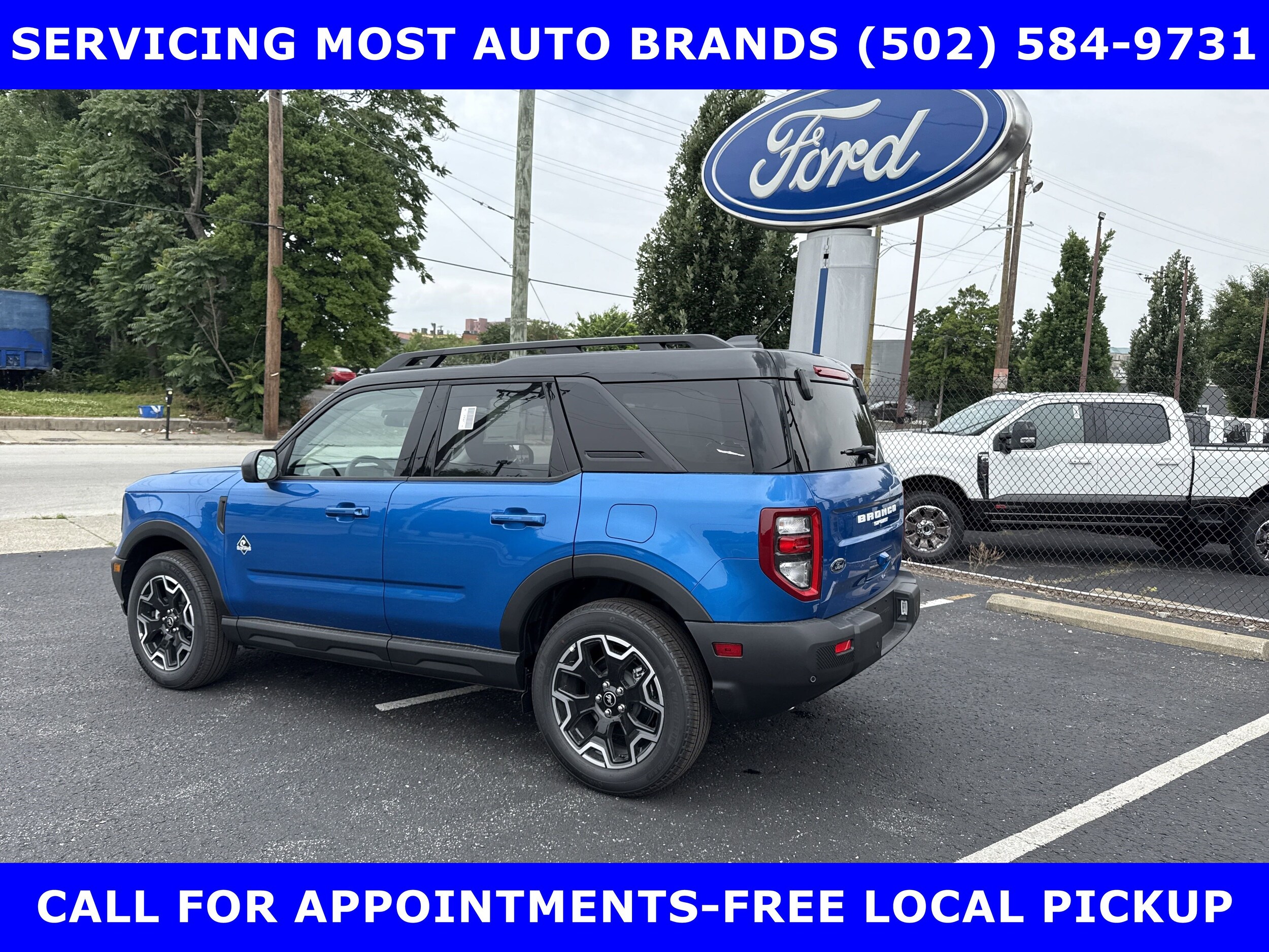 2025 Ford Bronco Sport Outer Banks photo 3