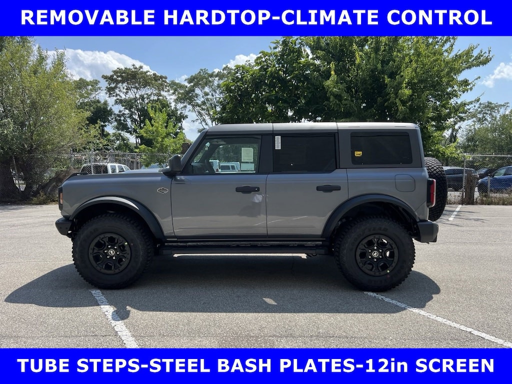 New 2024 Ford Bronco WILDTRAK SASQUATCH 4x4 2.7L V-6 w/TOW-LEATHER UTILI
