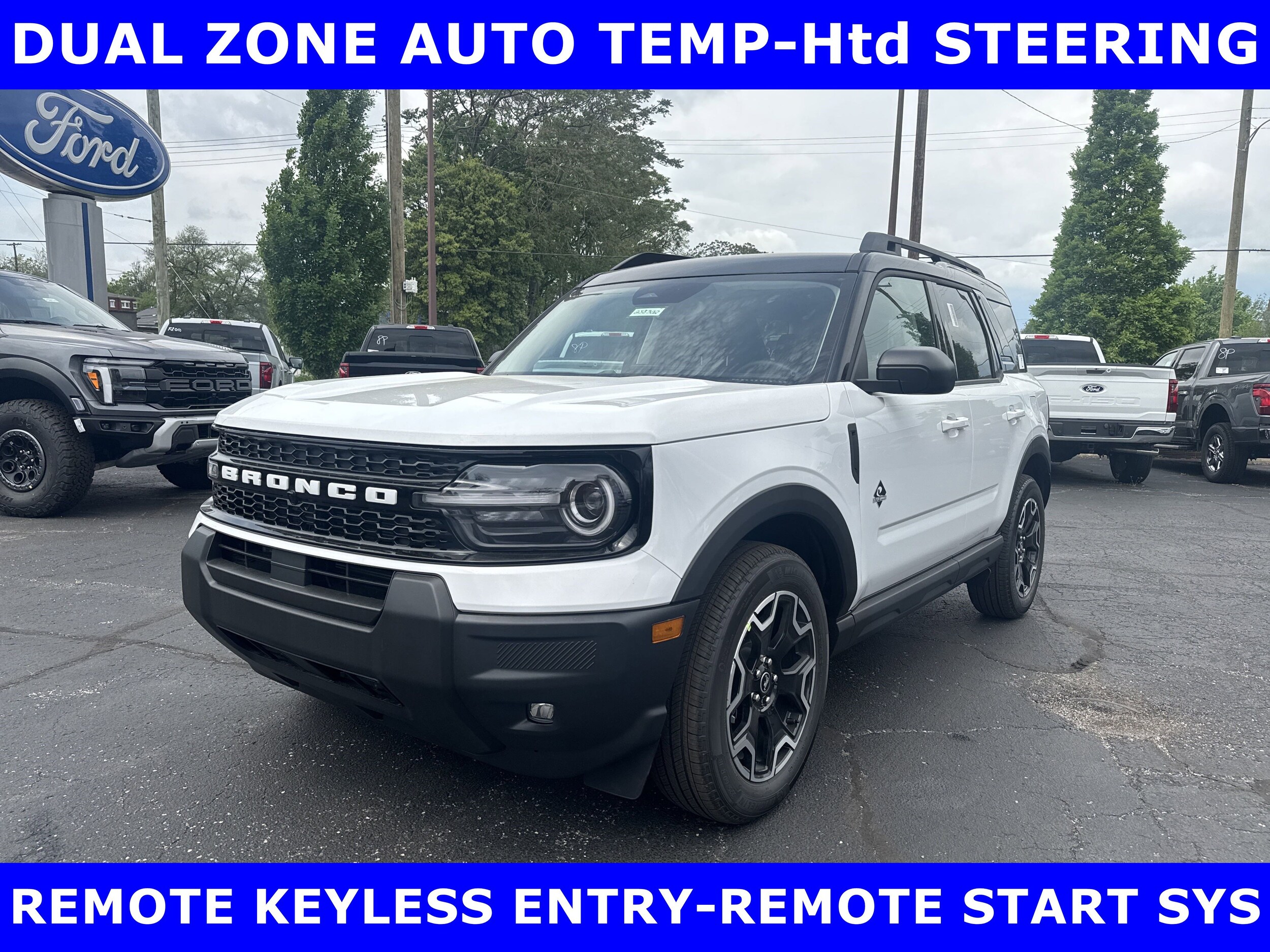 2025 Ford Bronco Sport Outer Banks photo 3
