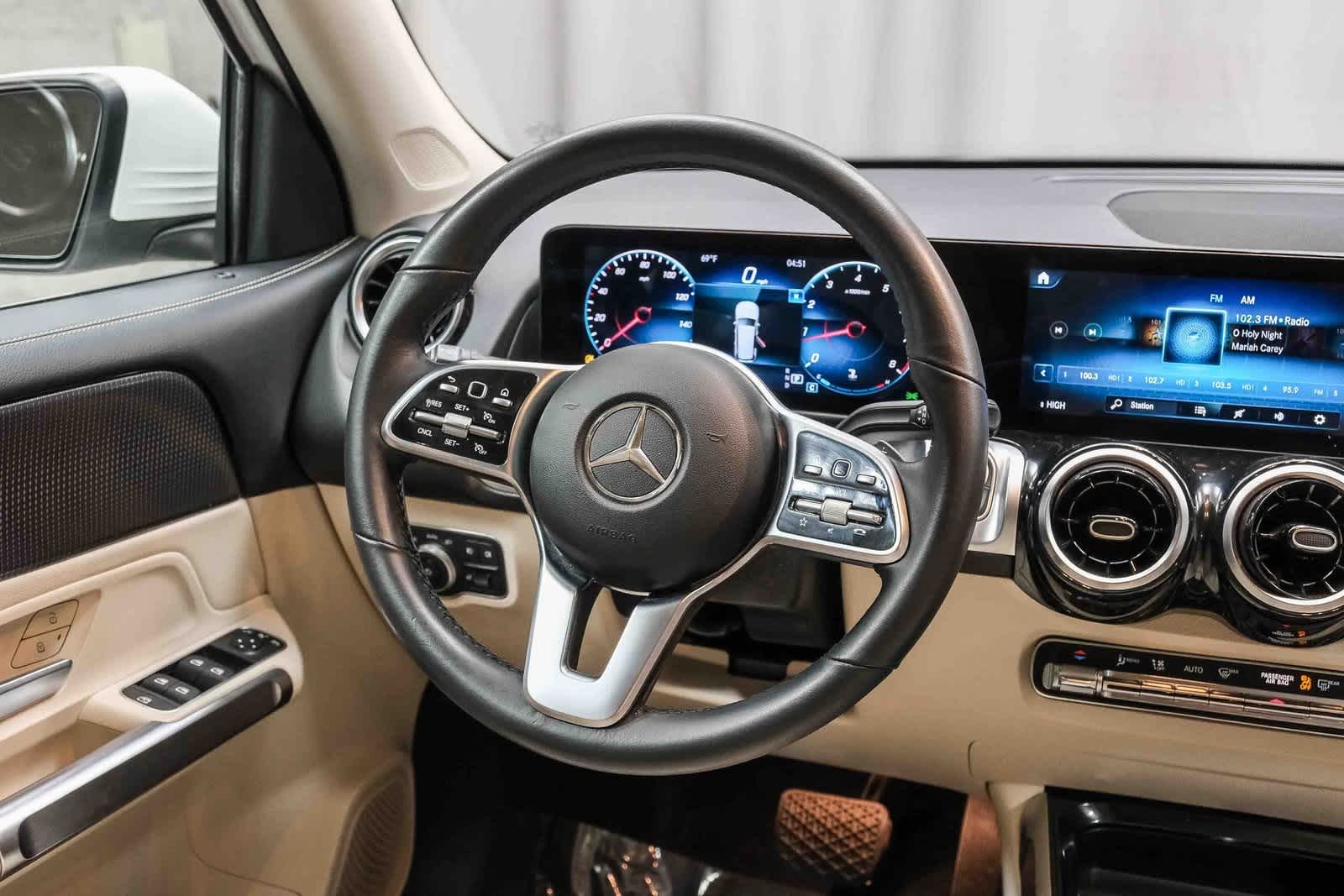 Thumbnail: 2022 Mercedes-Benz GLB - 16