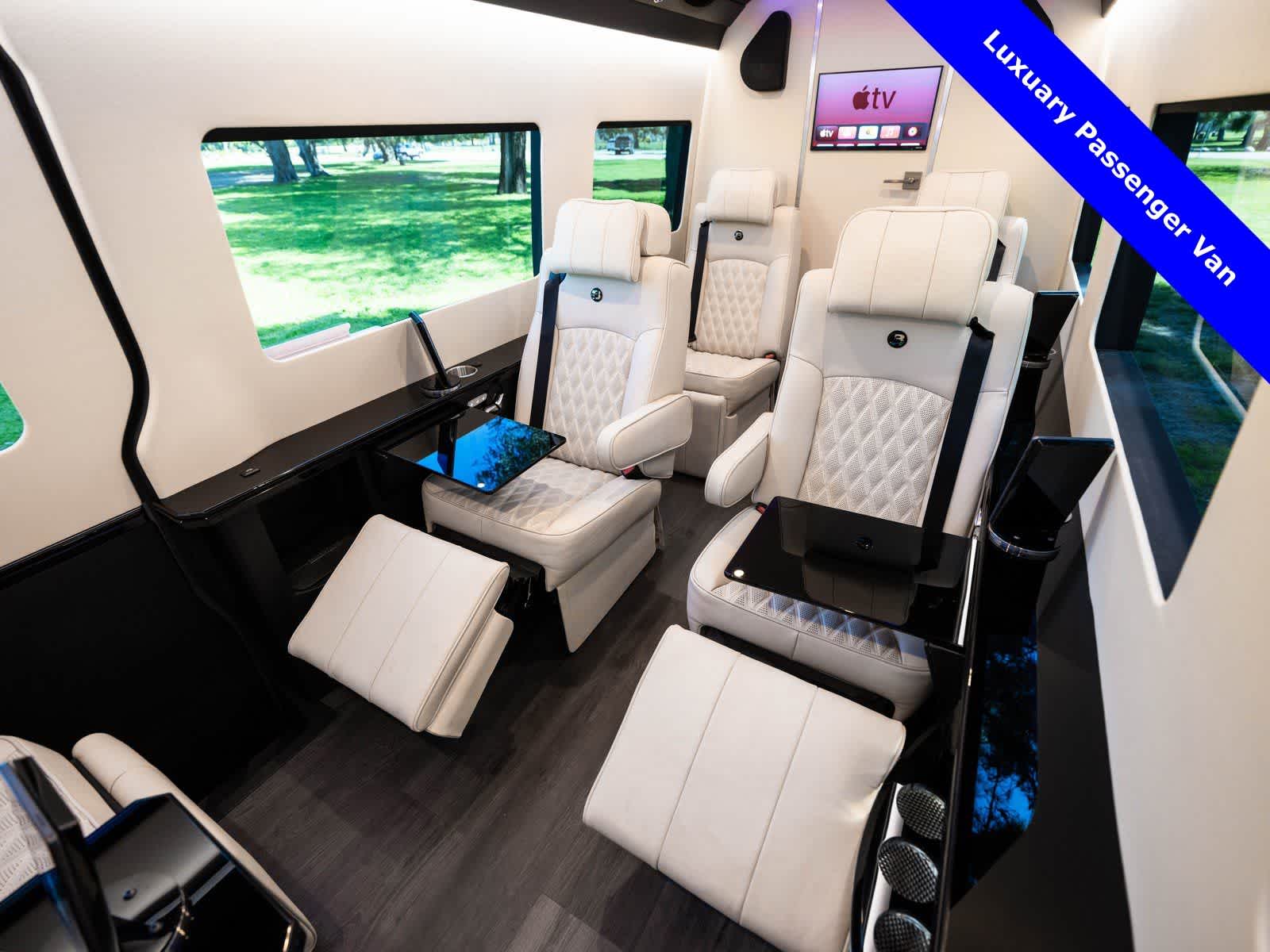 Thumbnail: 2024 Mercedes-Benz Sprinter - 42