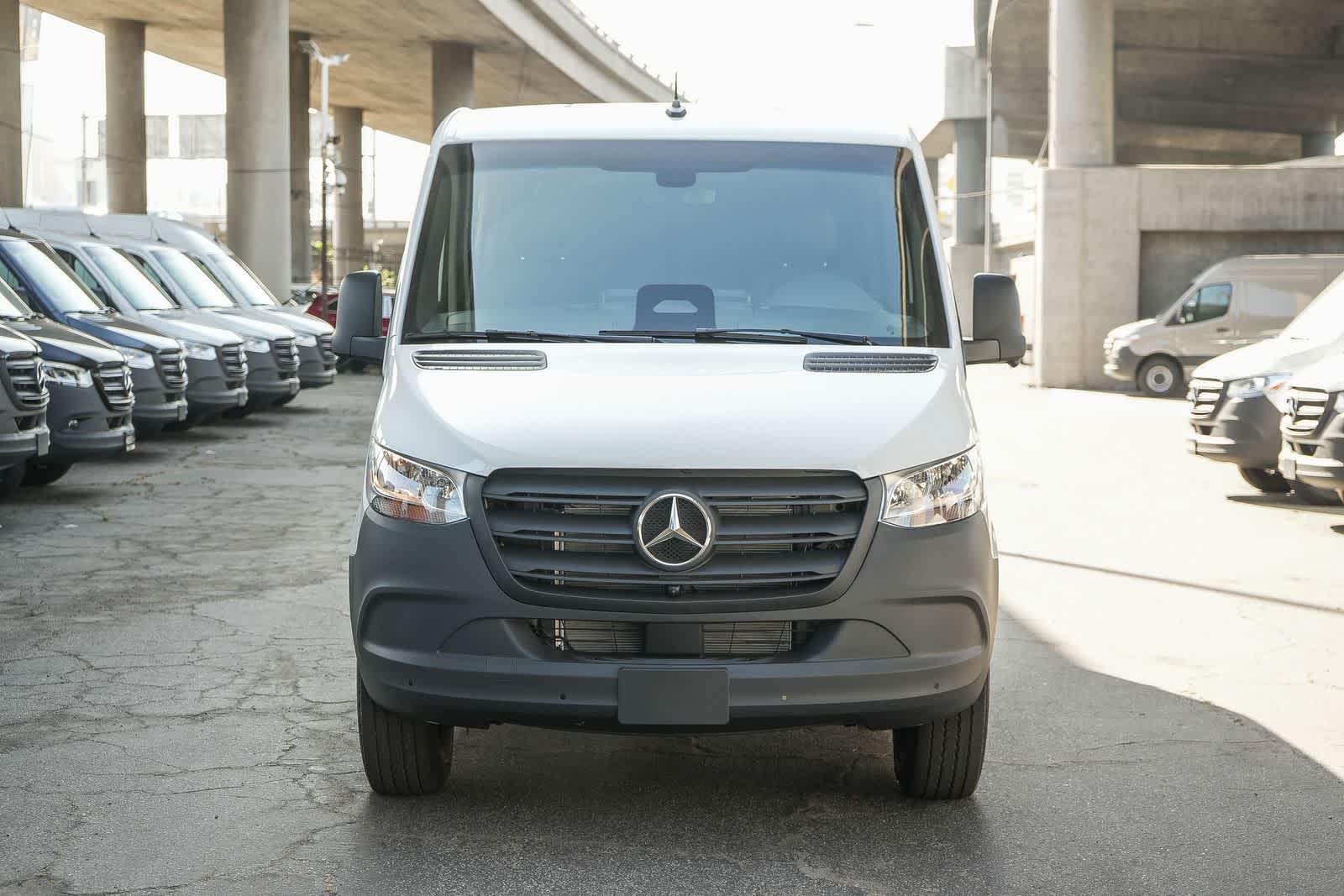 Thumbnail: 2026 Mercedes-Benz Sprinter - 2