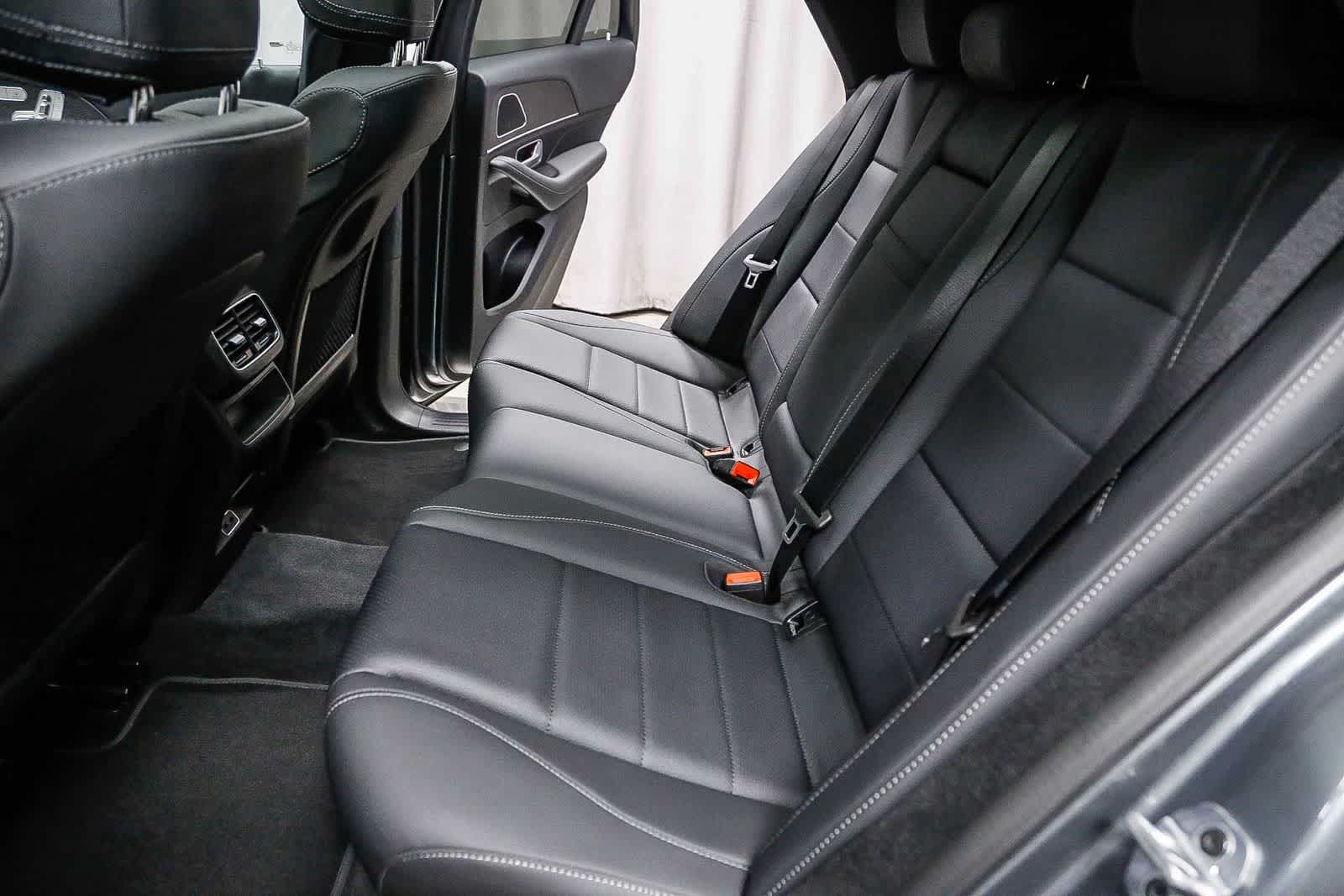 Thumbnail: 2026 Mercedes-Benz GLE - 20