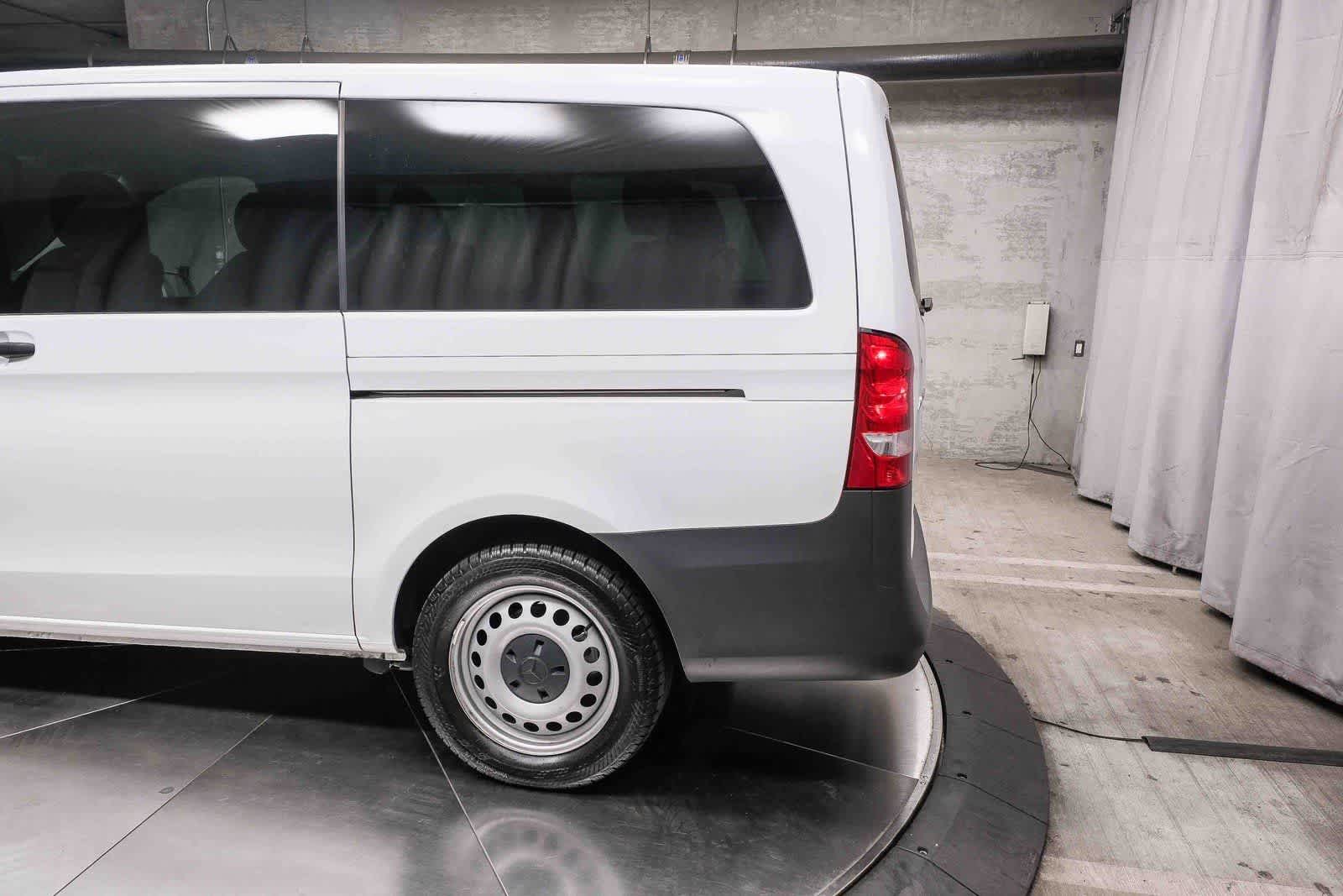 Thumbnail: 2023 Mercedes-Benz Metris - 8