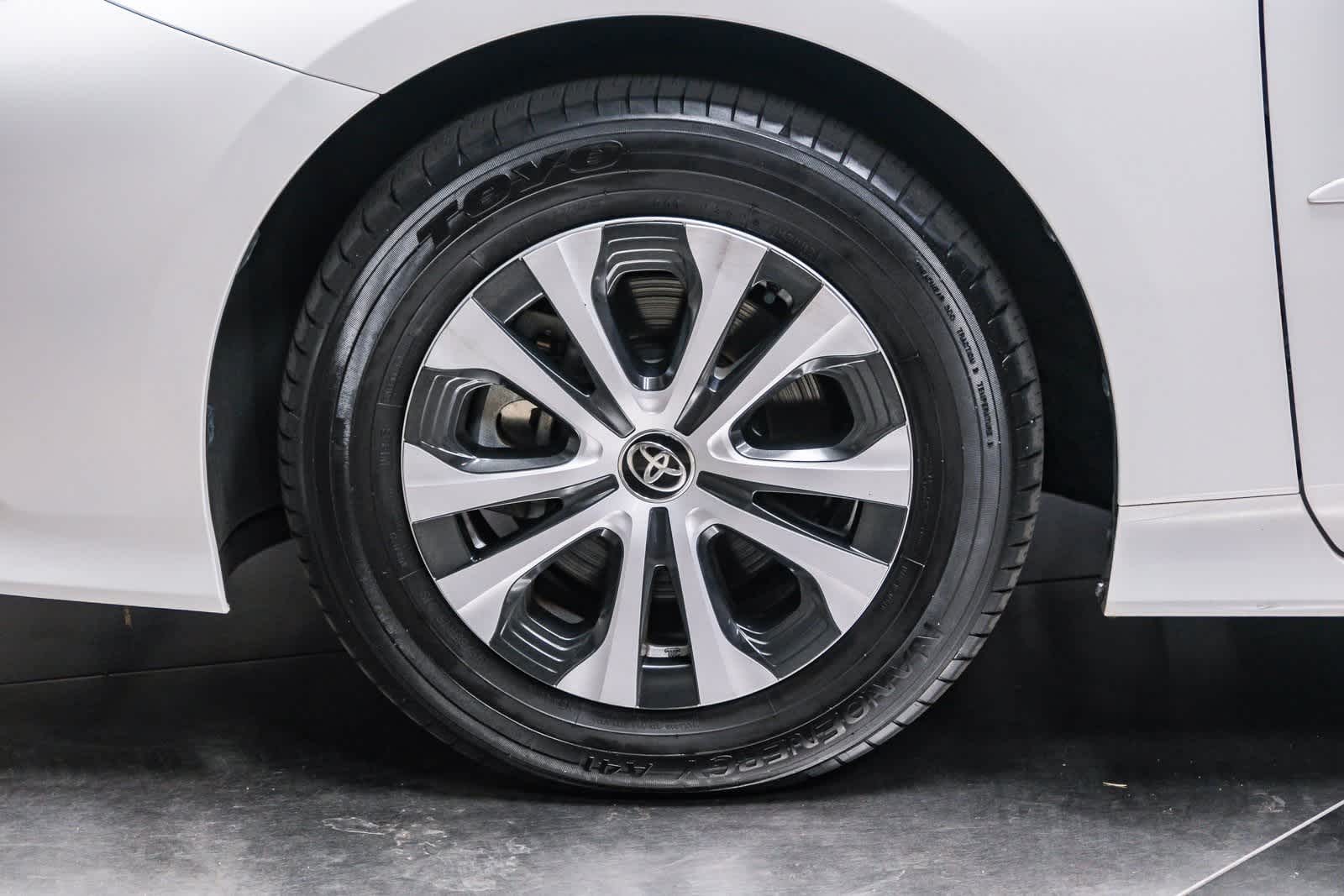 Thumbnail: 2021 Toyota Prius Prime - 10