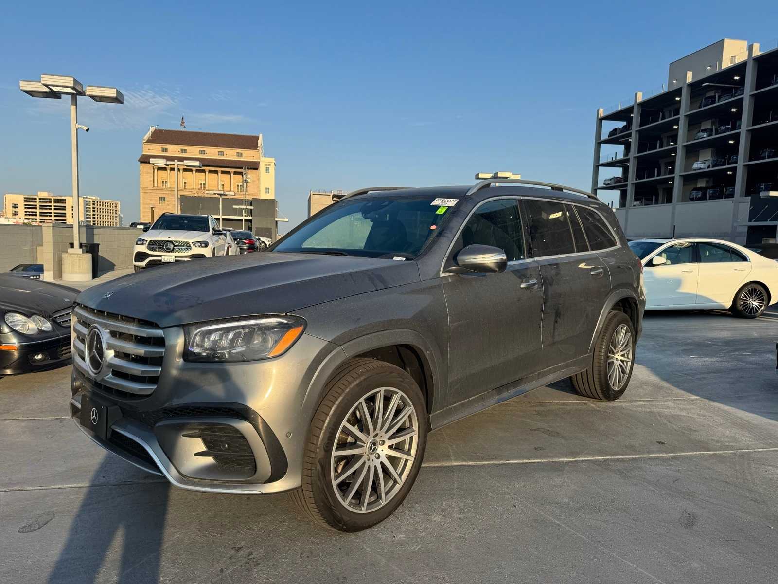 Thumbnail: 2025 Mercedes-Benz GLS - 2