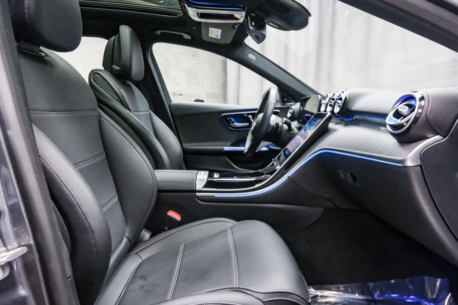 Thumbnail: 2025 Mercedes-Benz C-Class - 15