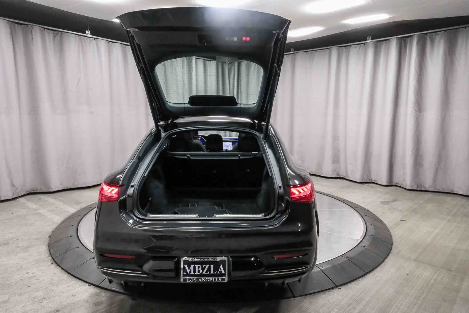 Thumbnail: 2025 Mercedes-Benz EQS - 24