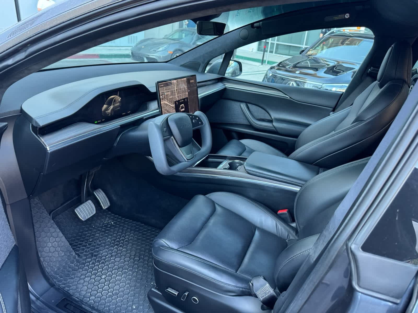 Thumbnail: 2023 Tesla Model X - 6