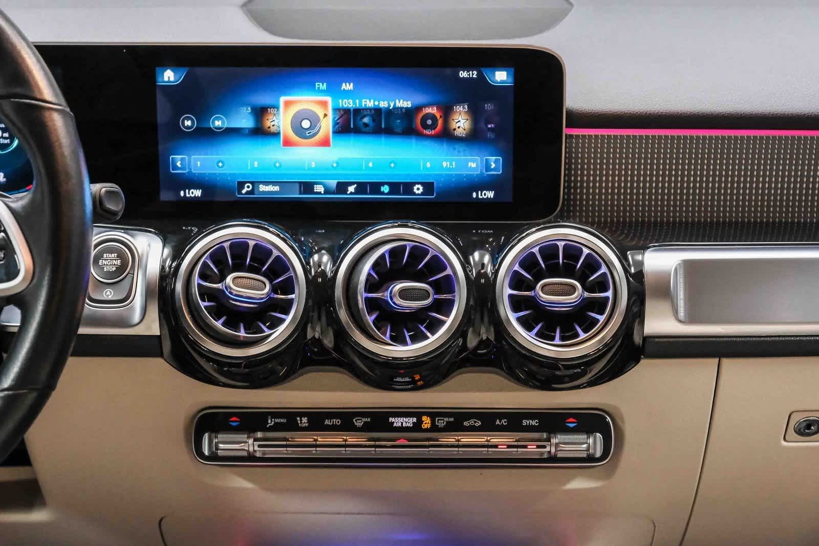 Thumbnail: 2021 Mercedes-Benz GLB - 14