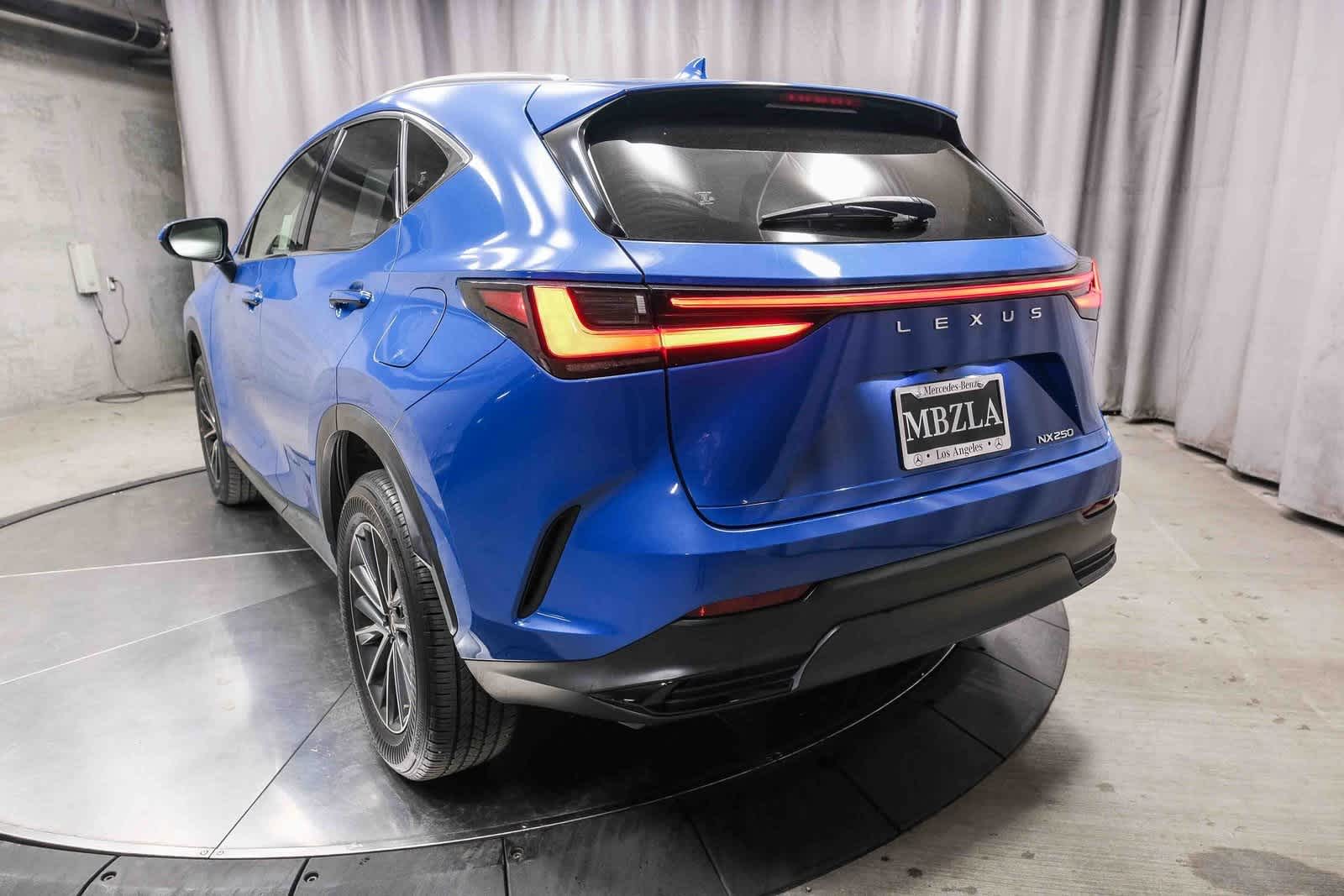 Thumbnail: 2022 Lexus NX - 8