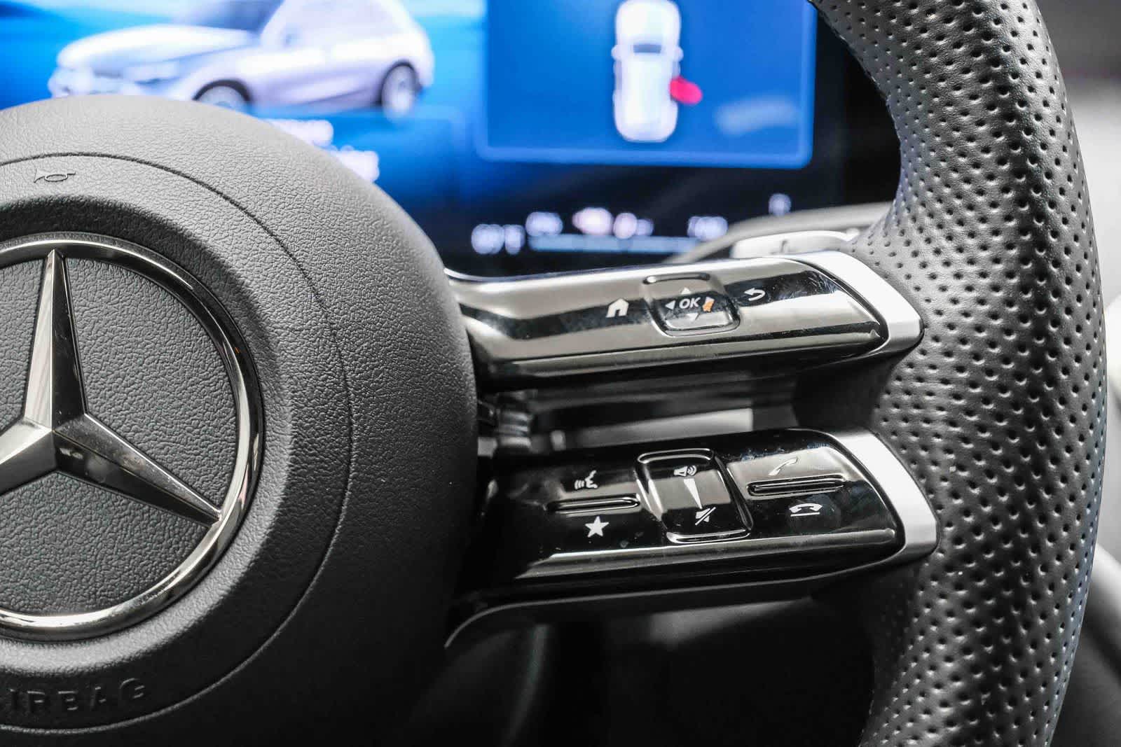 Thumbnail: 2025 Mercedes-Benz GLC - 19