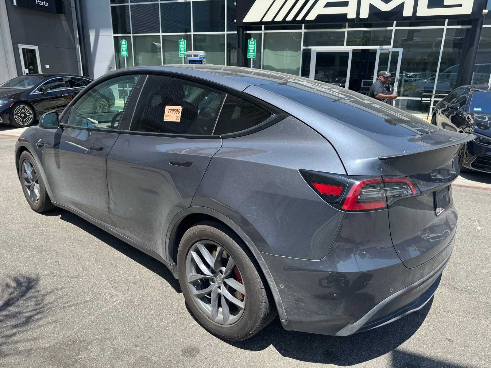Thumbnail: 2022 Tesla Model Y - 4