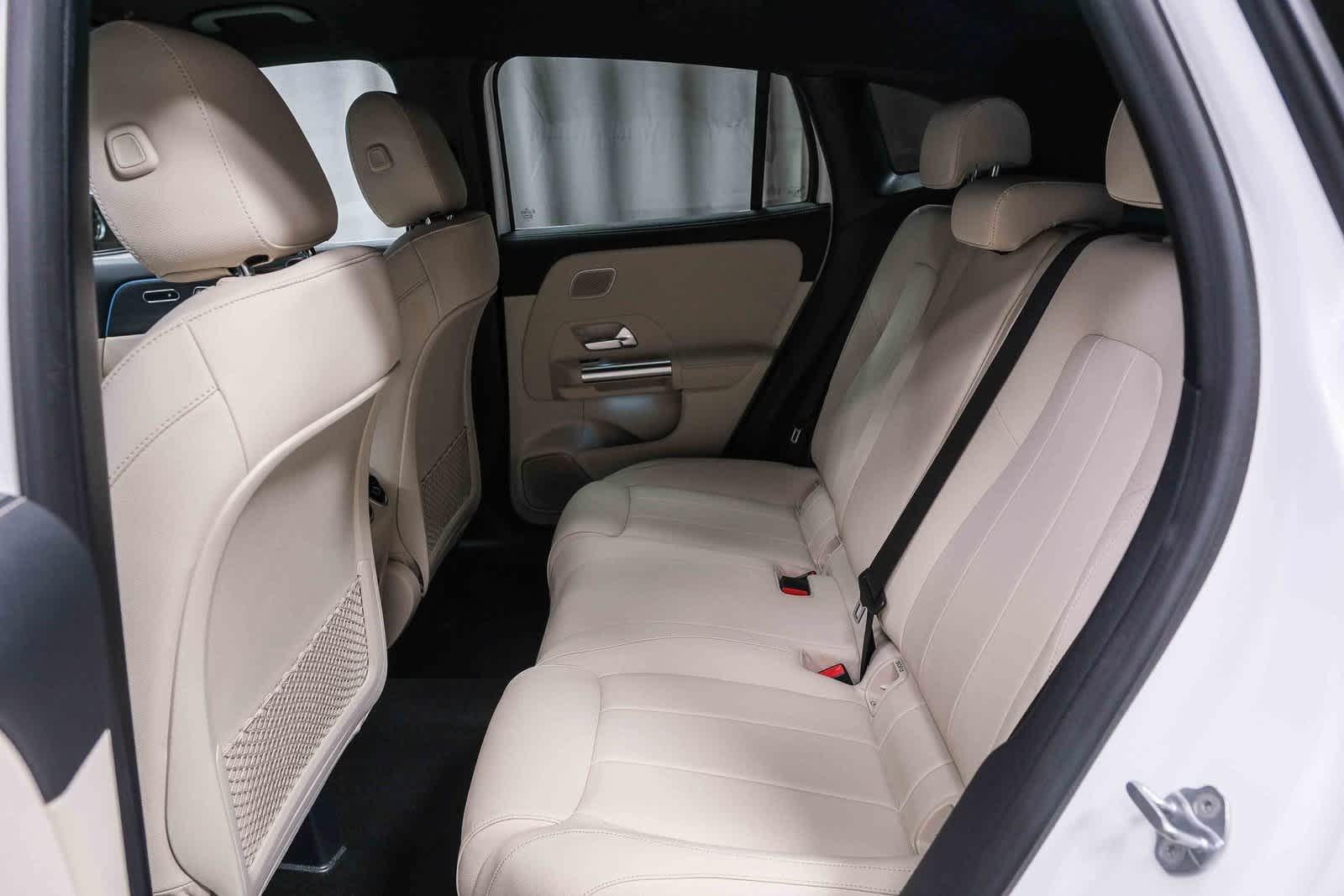 Thumbnail: 2023 Mercedes-Benz GLA - 19