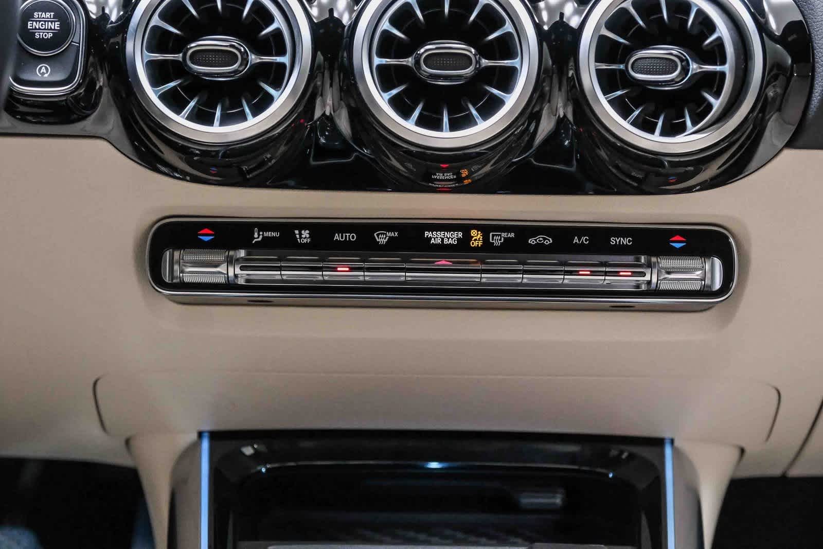 Thumbnail: 2023 Mercedes-Benz GLA - 16