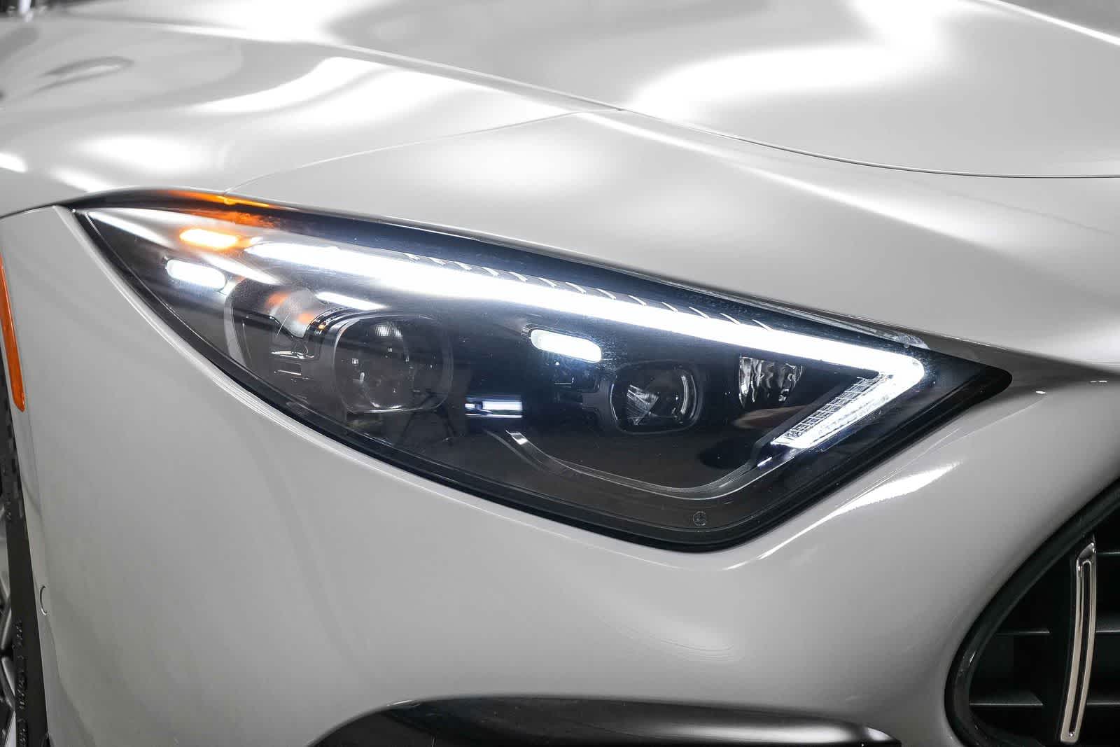 Thumbnail: 2022 Mercedes-Benz SL-Class - 4