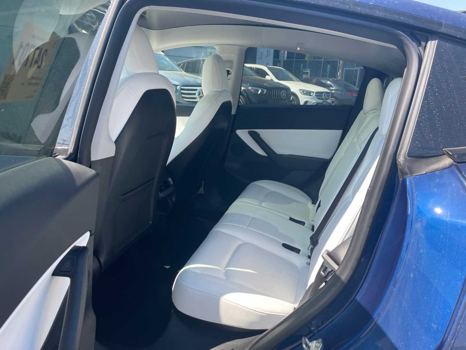 Thumbnail: 2022 Tesla Model Y - 6