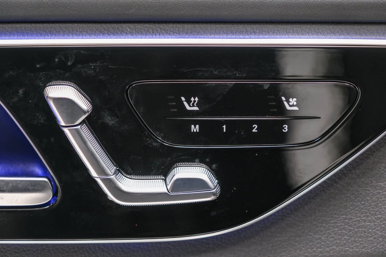 Thumbnail: 2024 Mercedes-Benz C-Class - 22