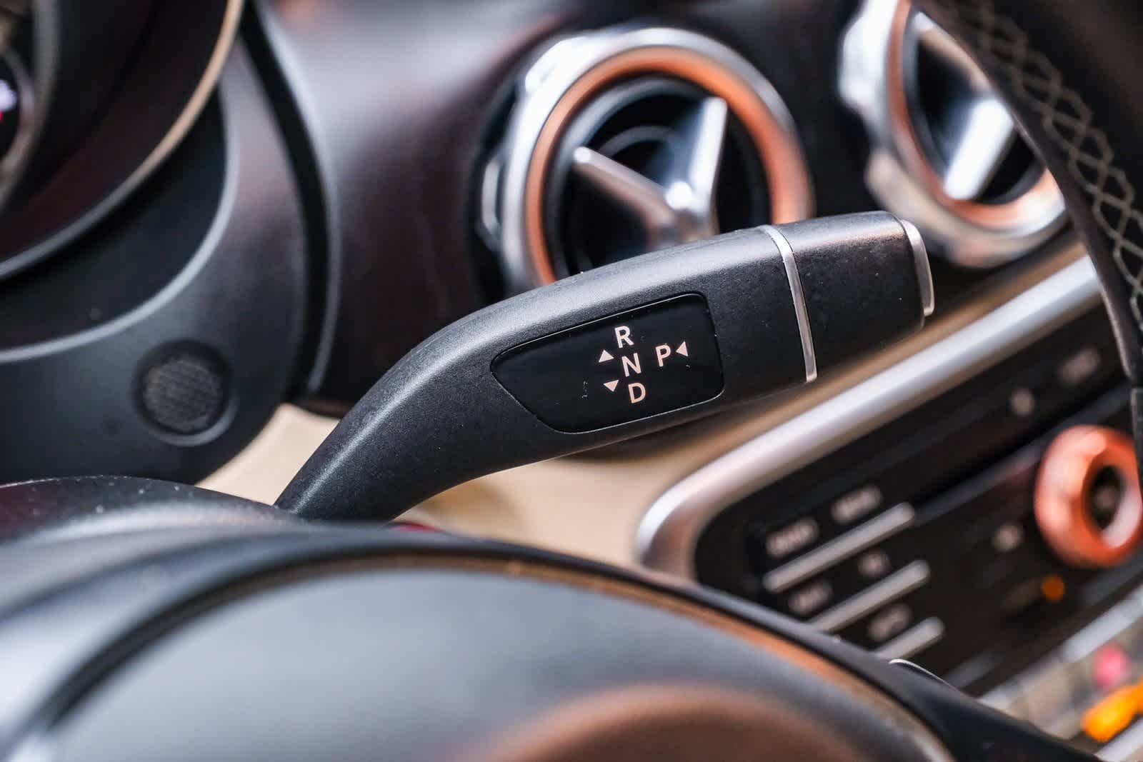 Thumbnail: 2019 Mercedes-Benz GLA - 21