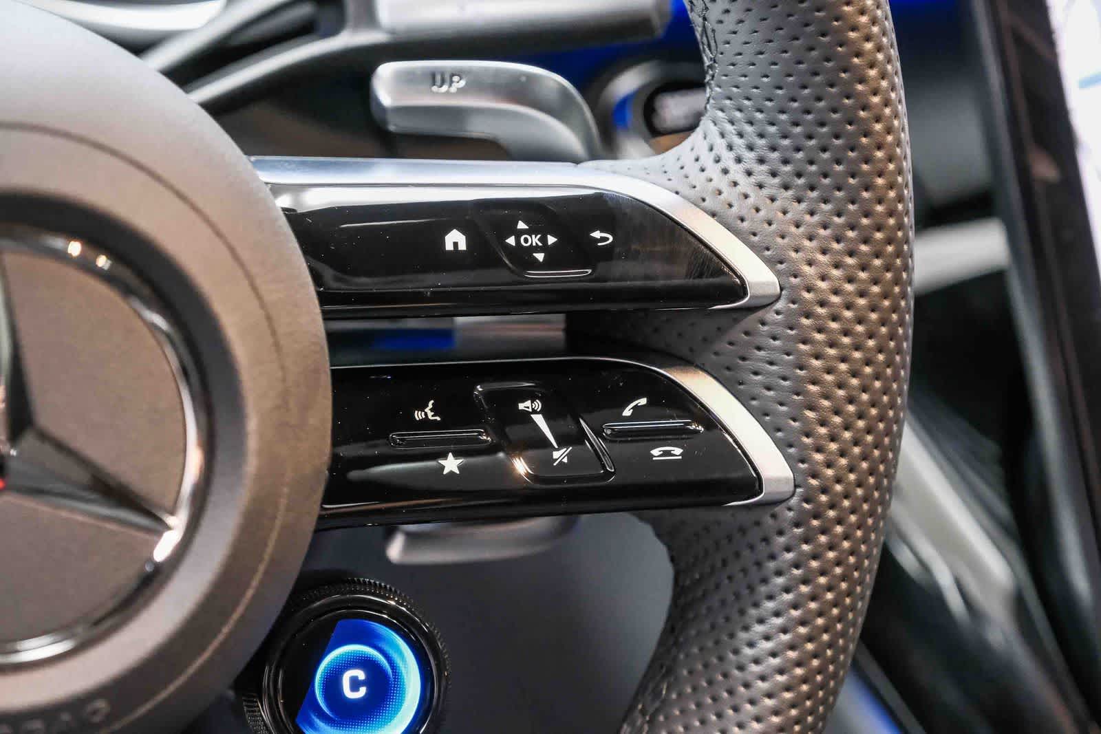 Thumbnail: 2025 Mercedes-Benz AMG GT - 18