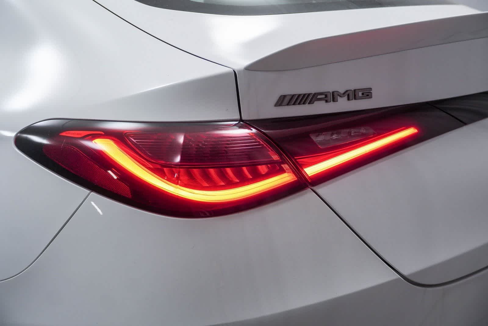 Thumbnail: 2025 Mercedes-Benz GL-Class - 12