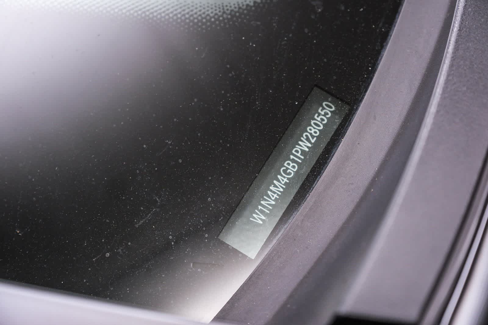 Thumbnail: 2023 Mercedes-Benz GLB - 27