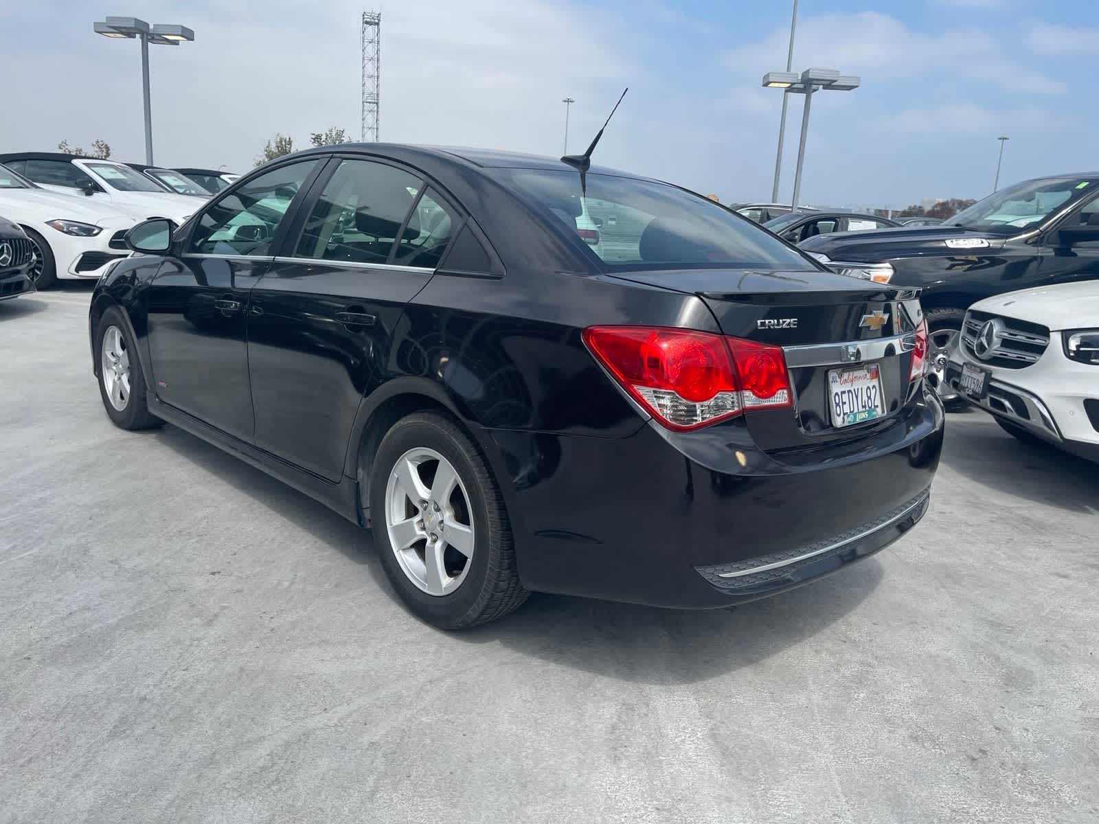 Thumbnail: 2014 Chevrolet Cruze - 3