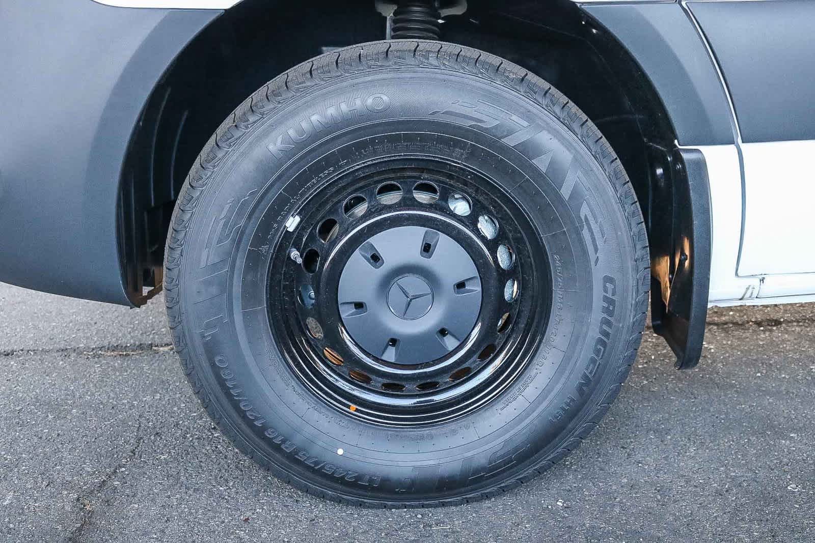 Thumbnail: 2026 Mercedes-Benz Sprinter - 11