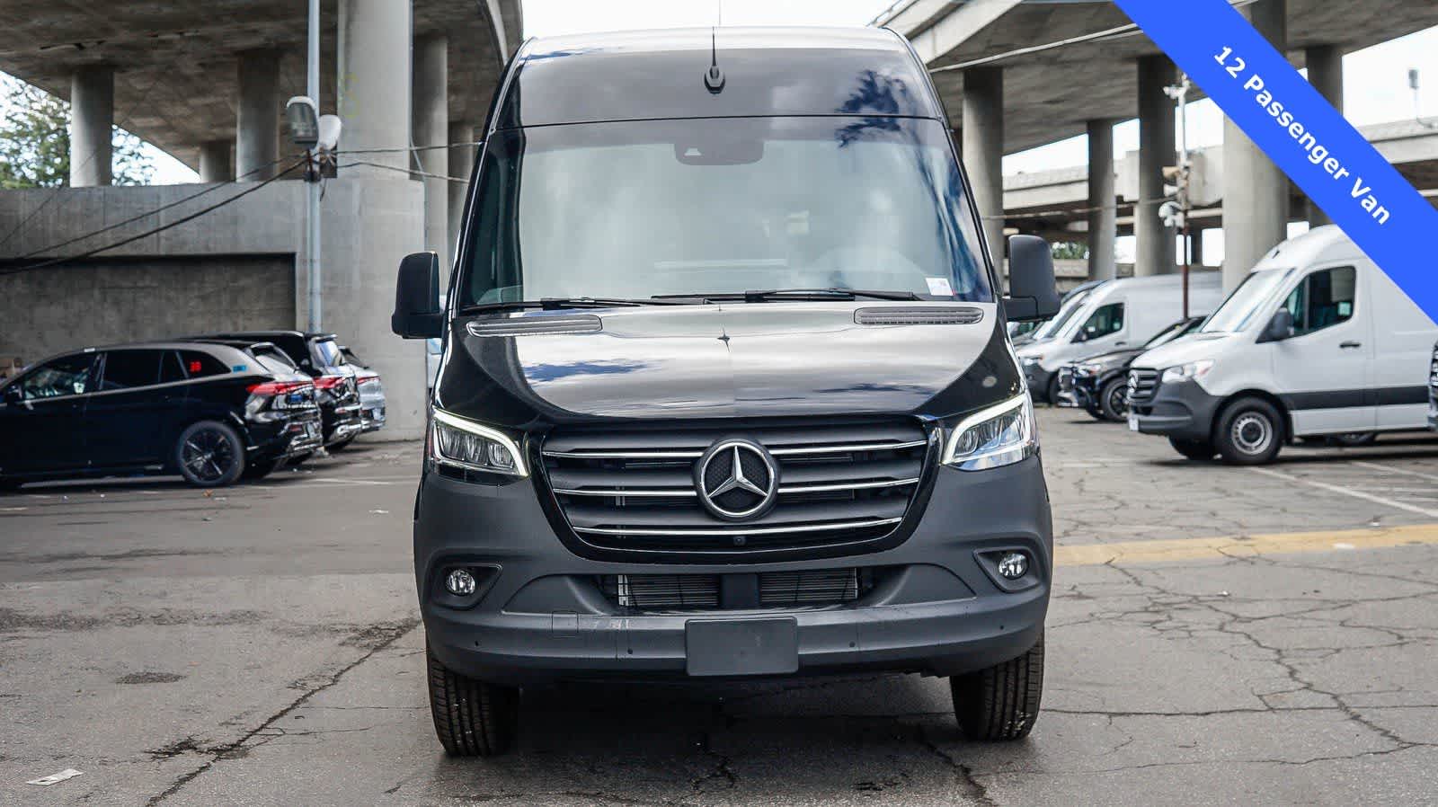 Thumbnail: 2024 Mercedes-Benz Sprinter - 11