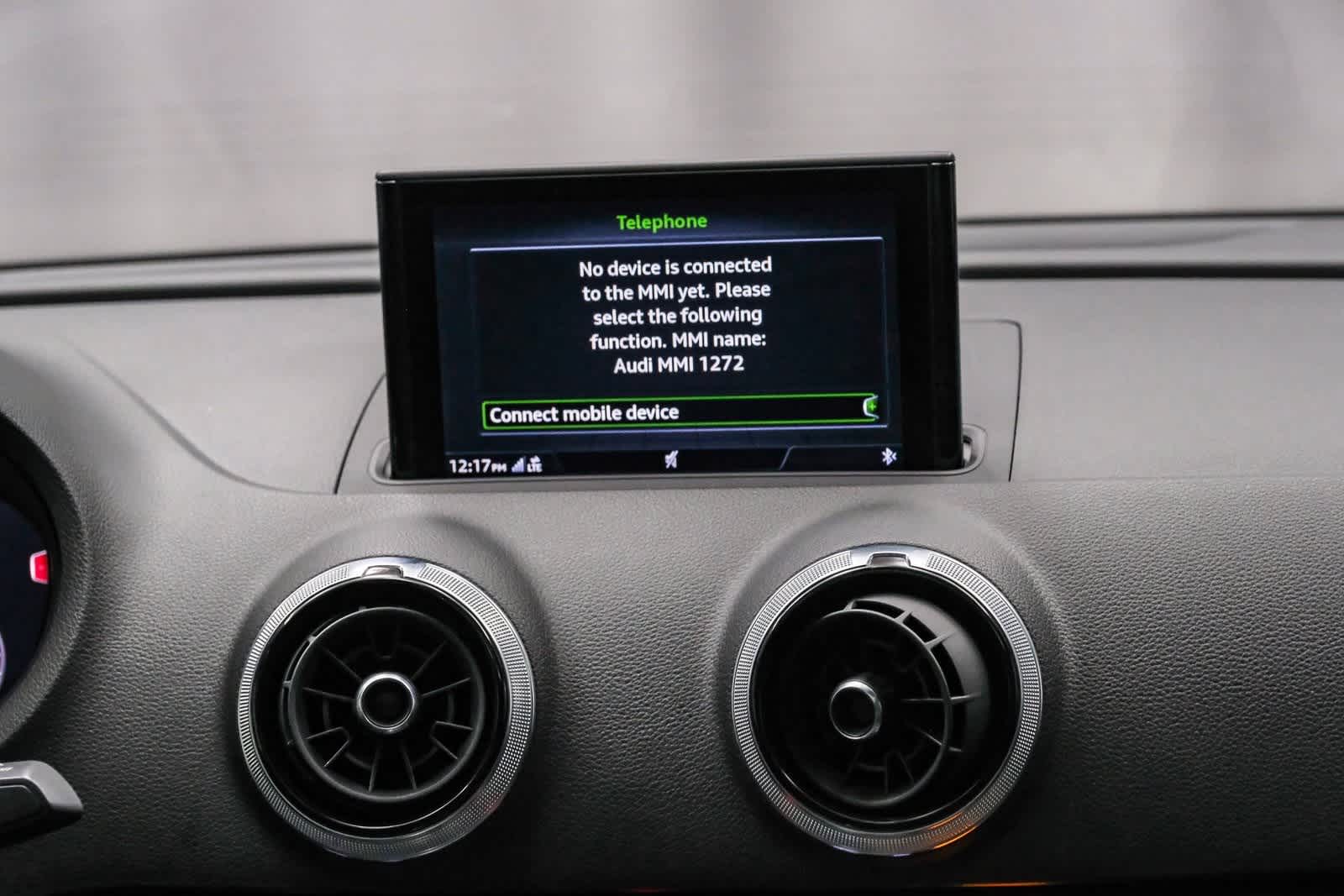 Thumbnail: 2018 Audi A3 e-tron - 15