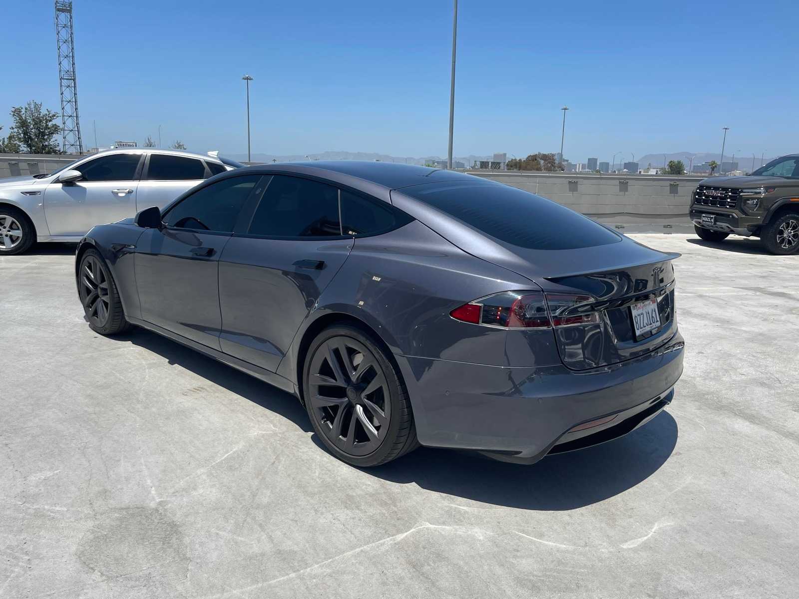 Thumbnail: 2022 Tesla Model S - 2