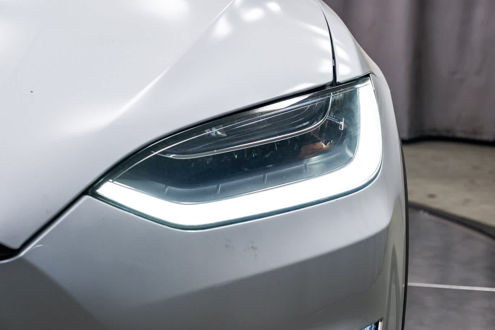 Thumbnail: 2023 Tesla Model X - 12