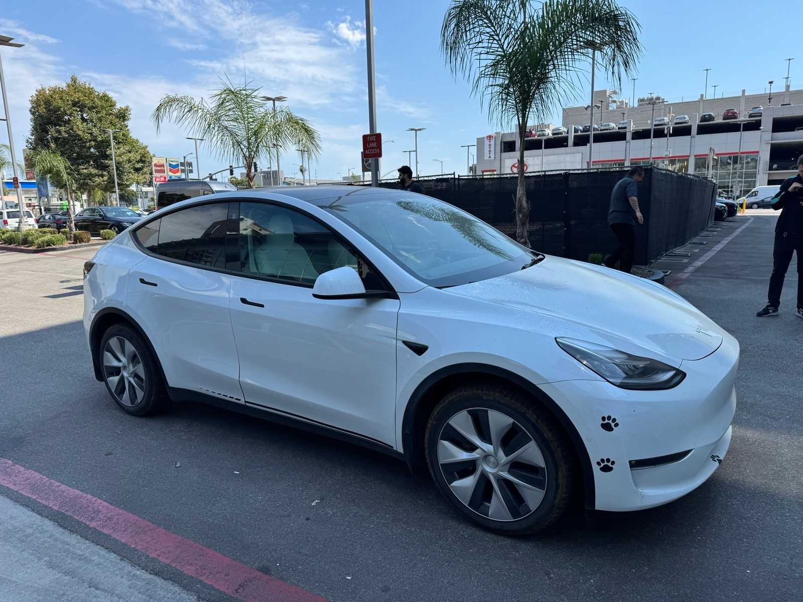 Thumbnail: 2021 Tesla Model Y - 4