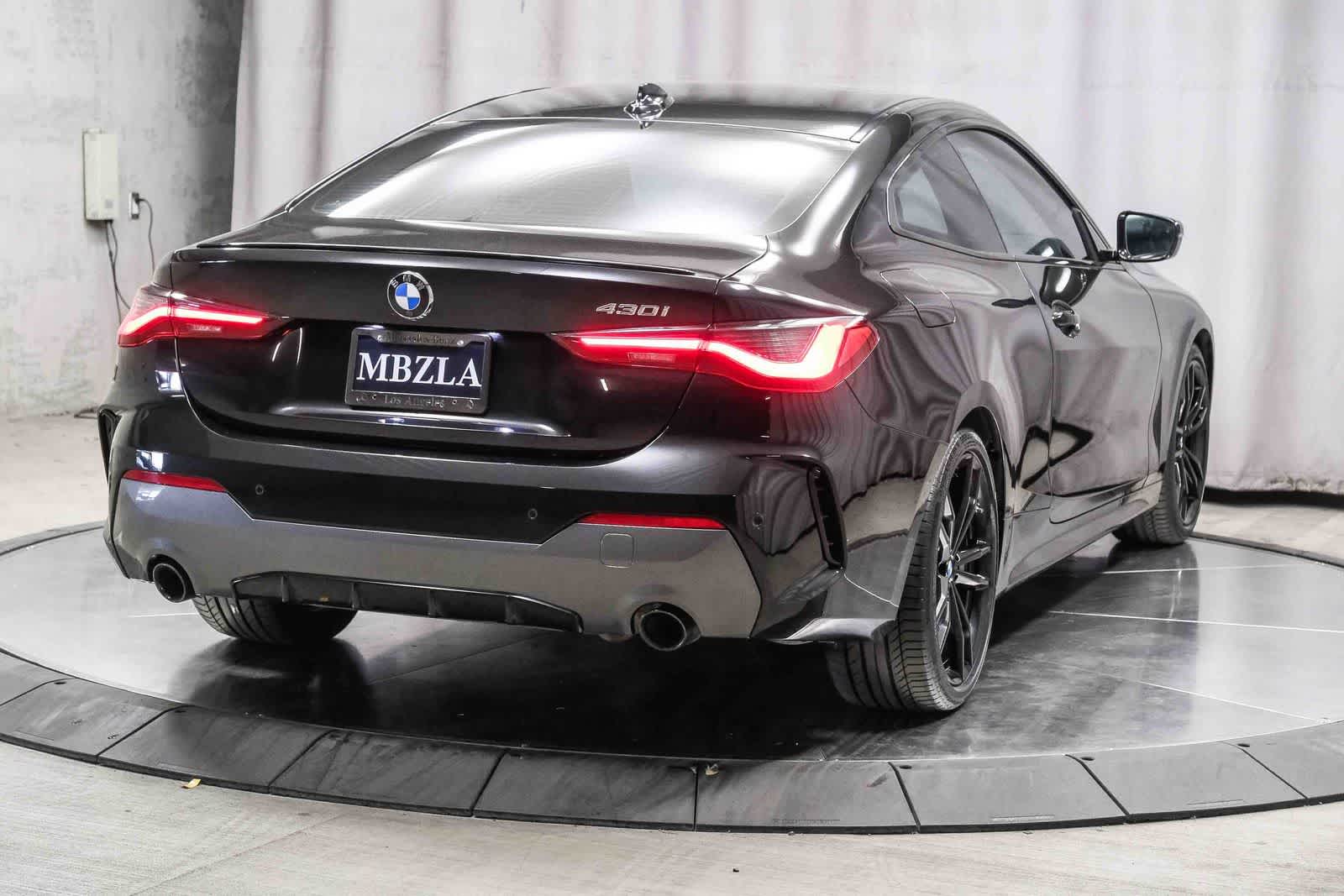 Thumbnail: 2023 BMW 4 Series - 4