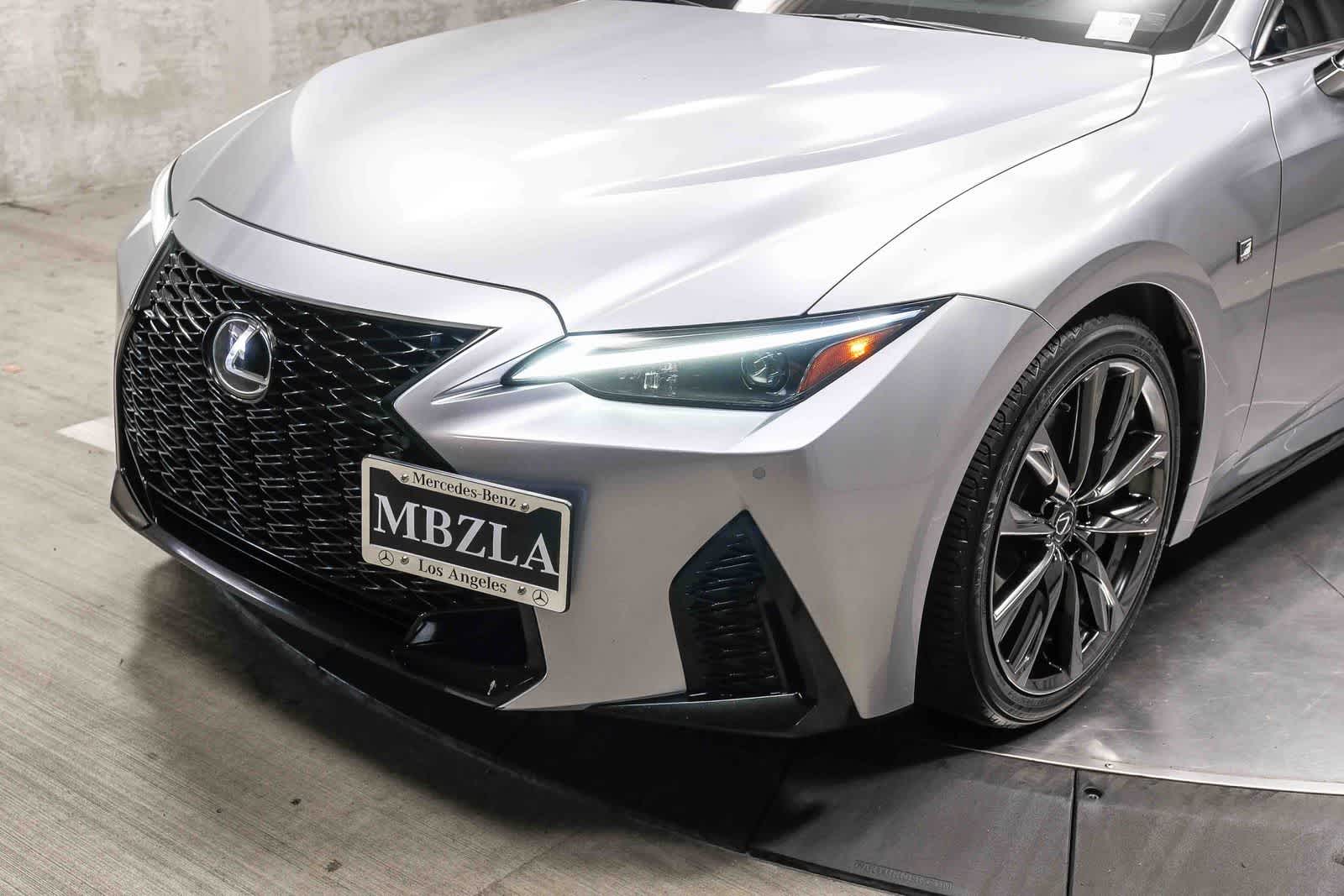 Thumbnail: 2023 Lexus IS - 10