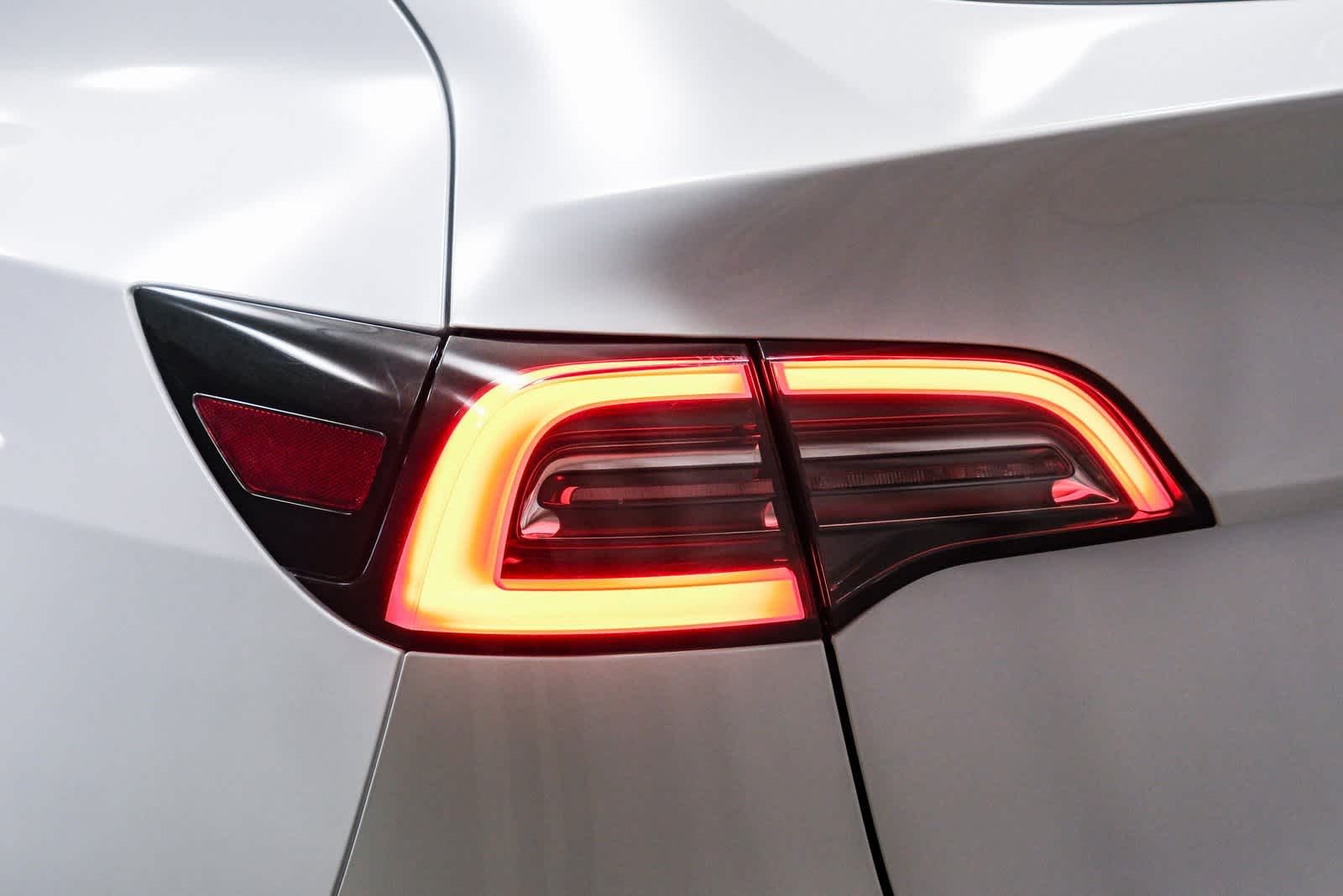 Thumbnail: 2020 Tesla Model Y - 7
