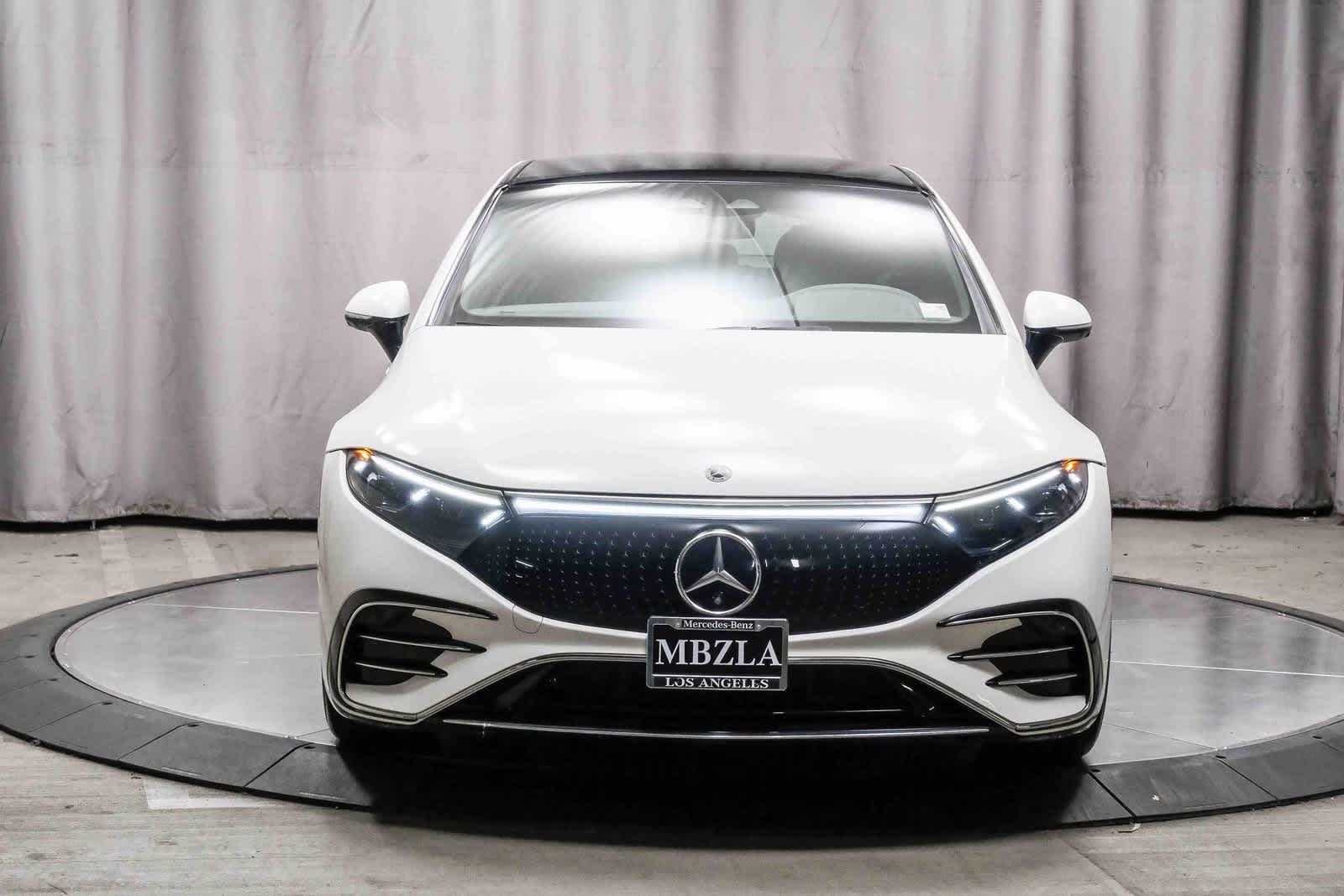 Thumbnail: 2022 Mercedes-Benz EQS - 6