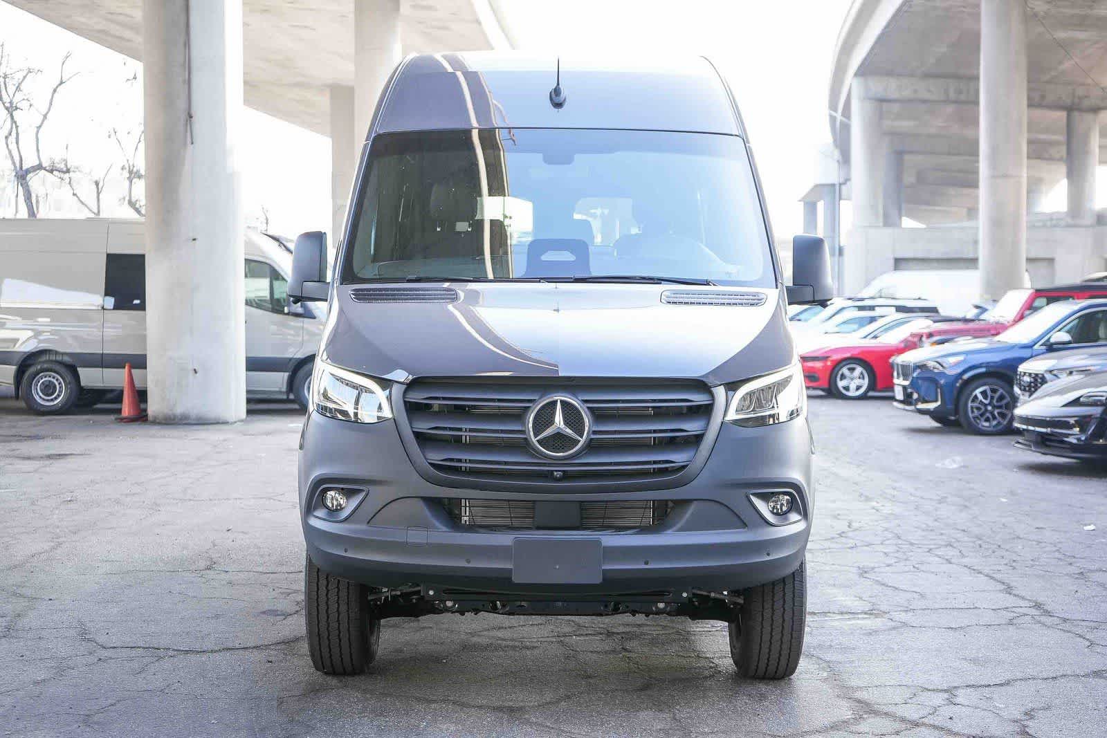 Thumbnail: 2026 Mercedes-Benz Sprinter - 2