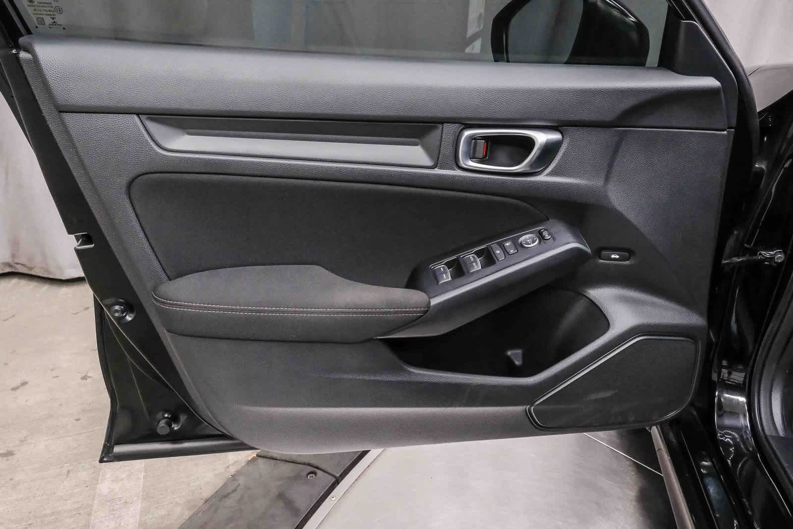 Thumbnail: 2023 Honda Civic - 23