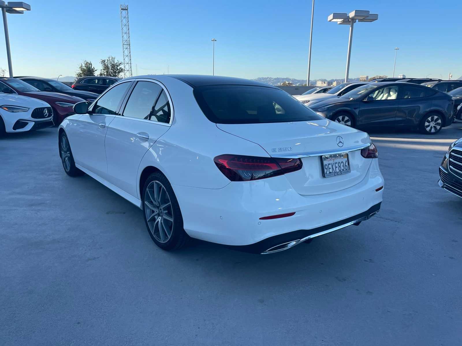 Thumbnail: 2022 Mercedes-Benz E-Class - 4