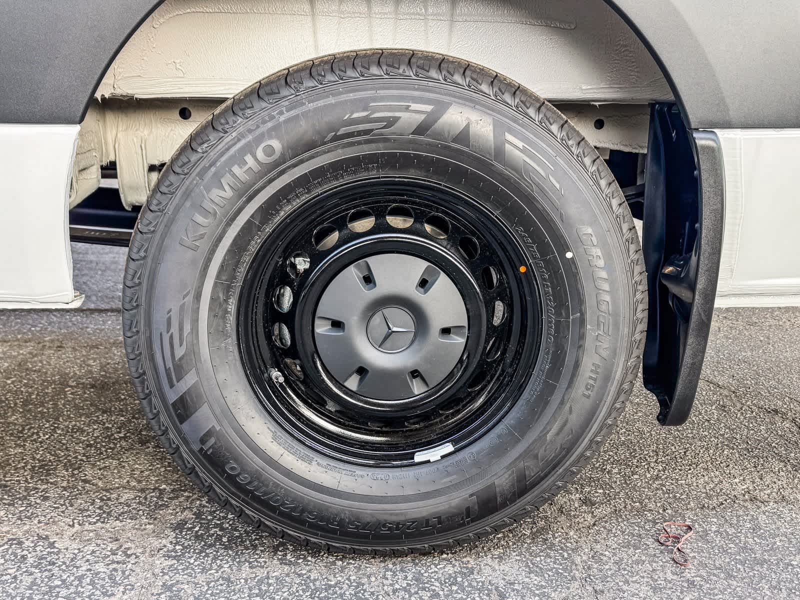 Thumbnail: 2026 Mercedes-Benz Sprinter - 10