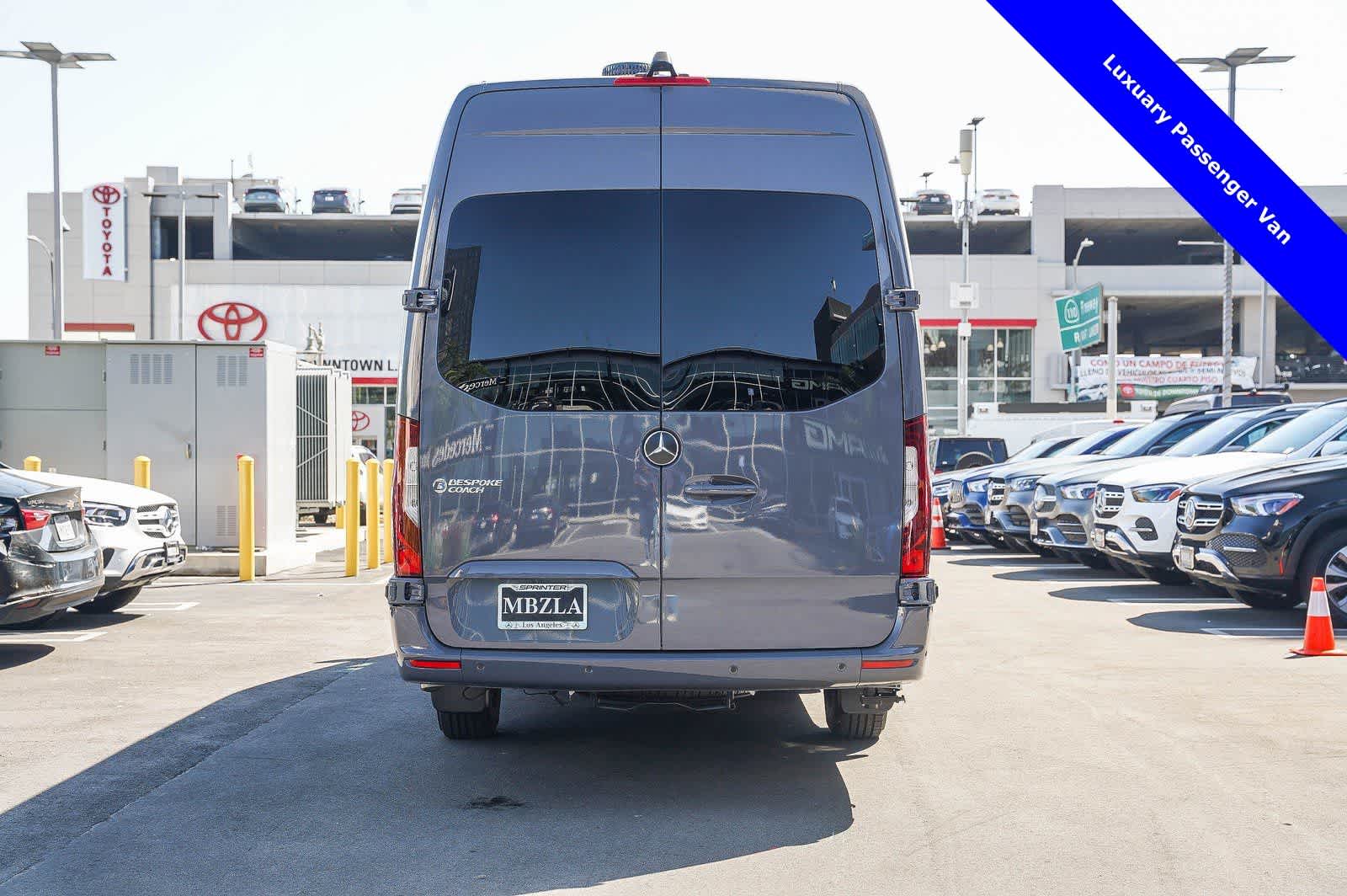 Thumbnail: 2024 Mercedes-Benz Sprinter - 15